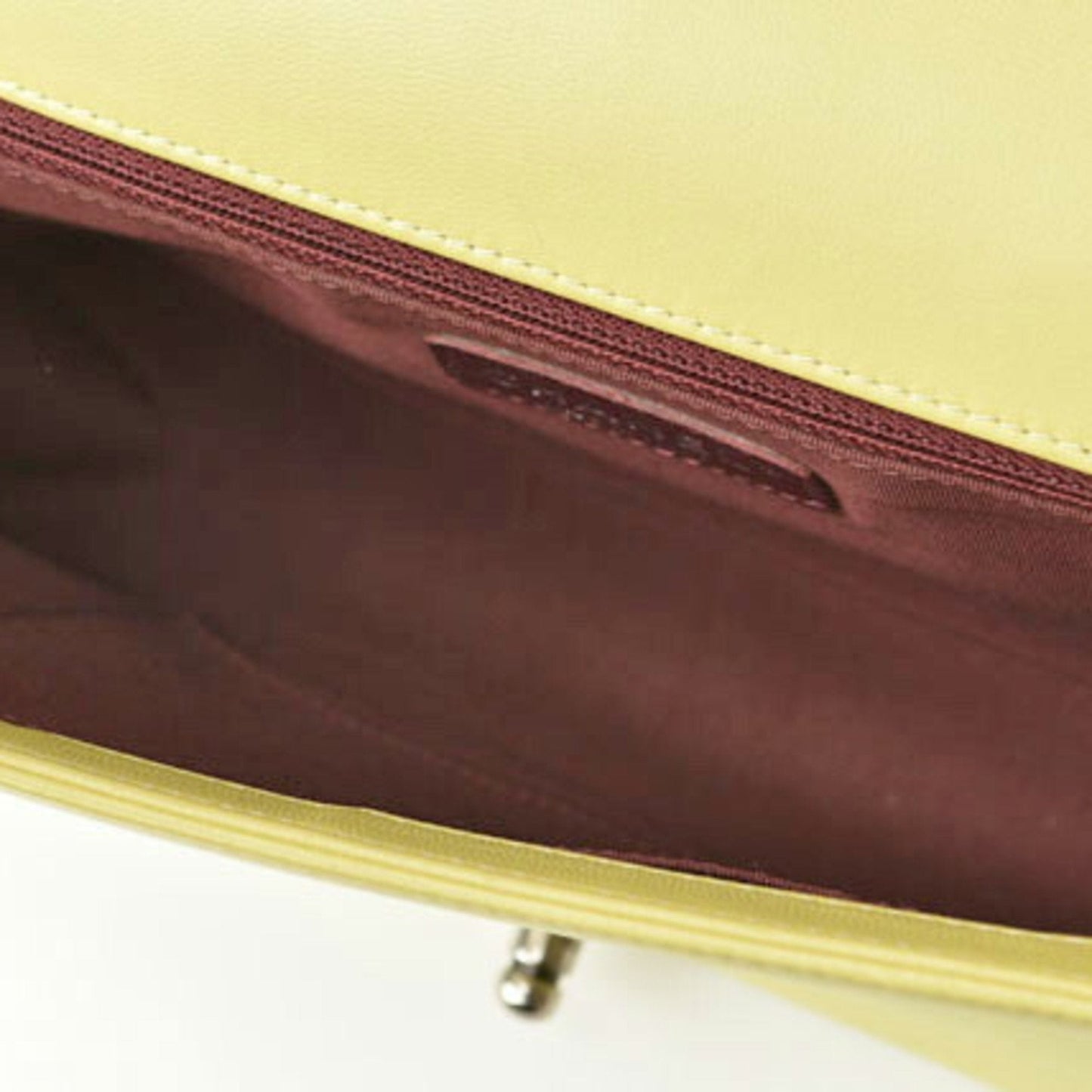 Chanel Sac Boy en cuir jaune
