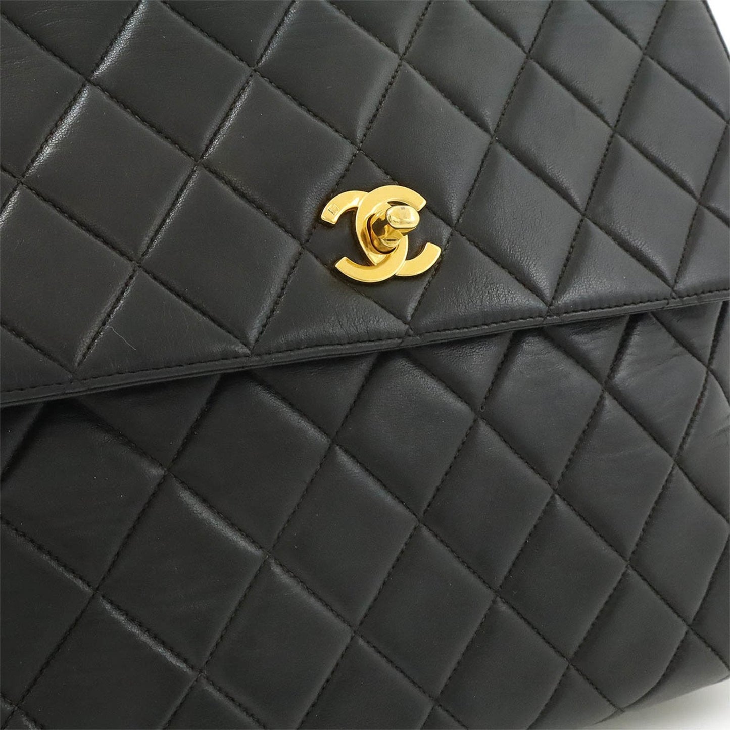 Chanel Sac Flap en cuir noir