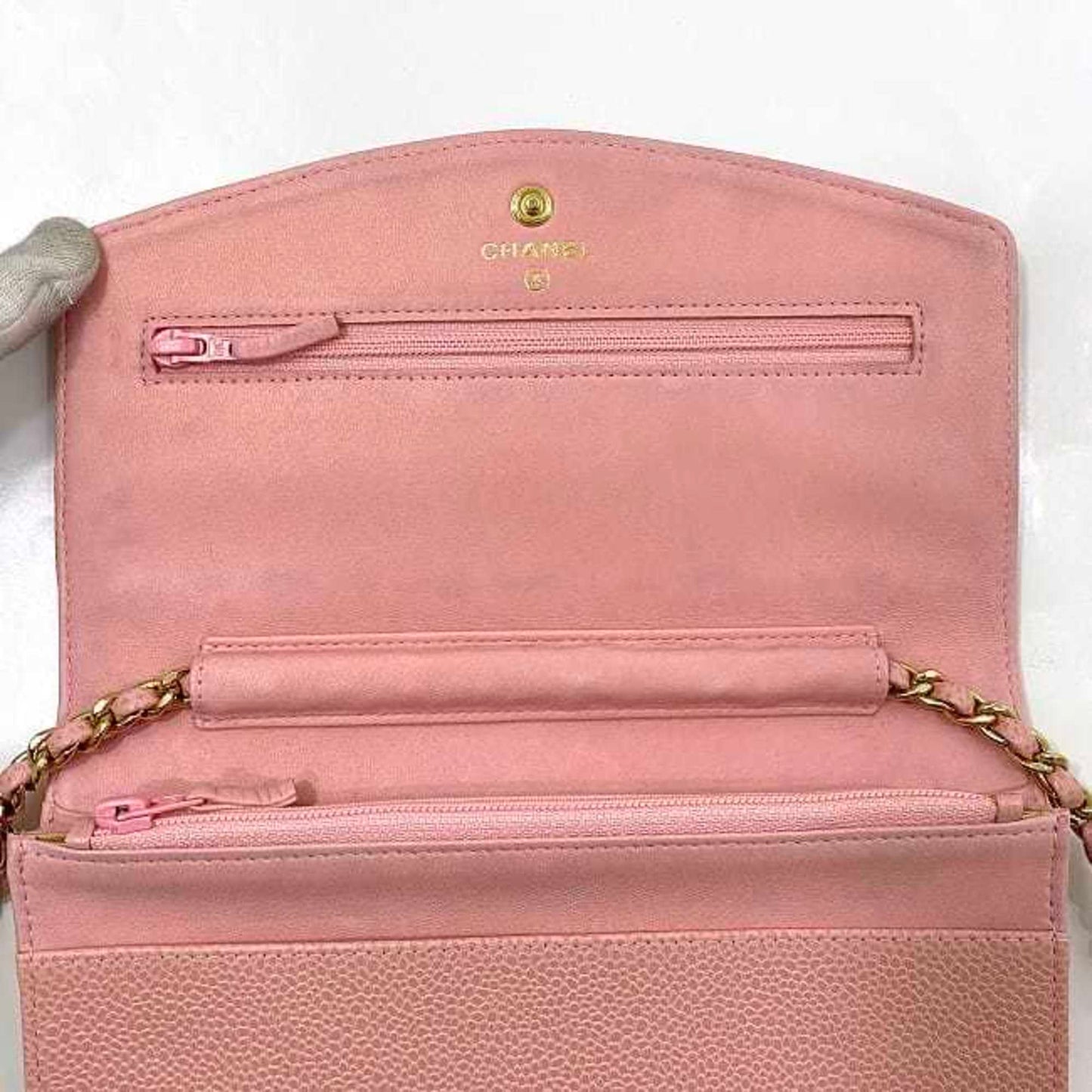 Chanel Sac Flap en cuir caviar rose