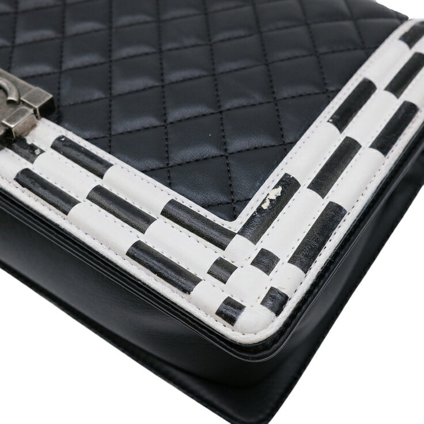 Chanel Sac Boy en cuir noir