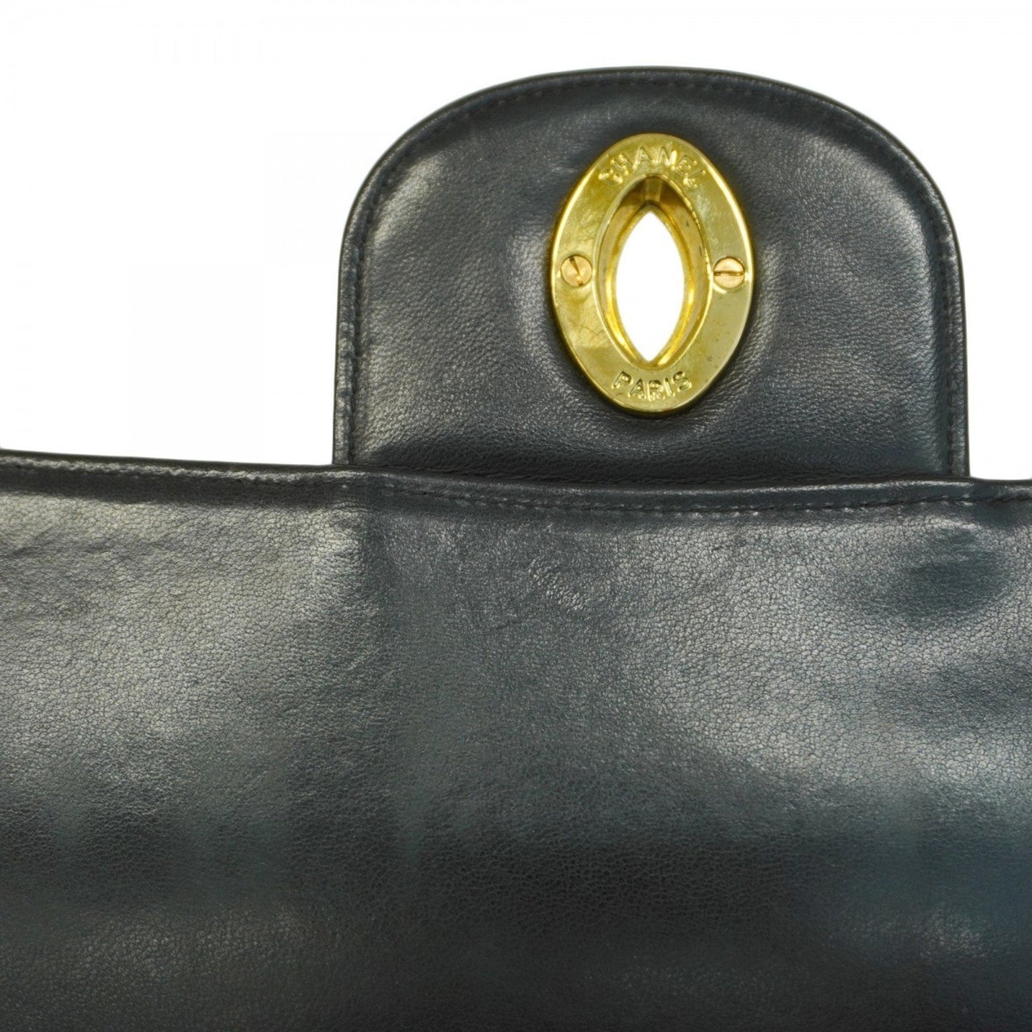 Chanel Sac Mademoiselle en cuir verni noir