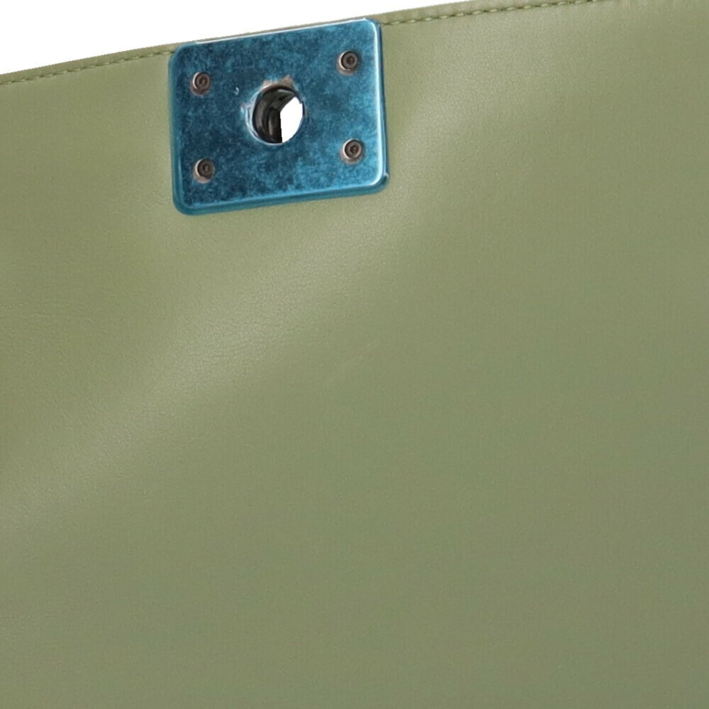 Chanel Sac Boy en cuir vert