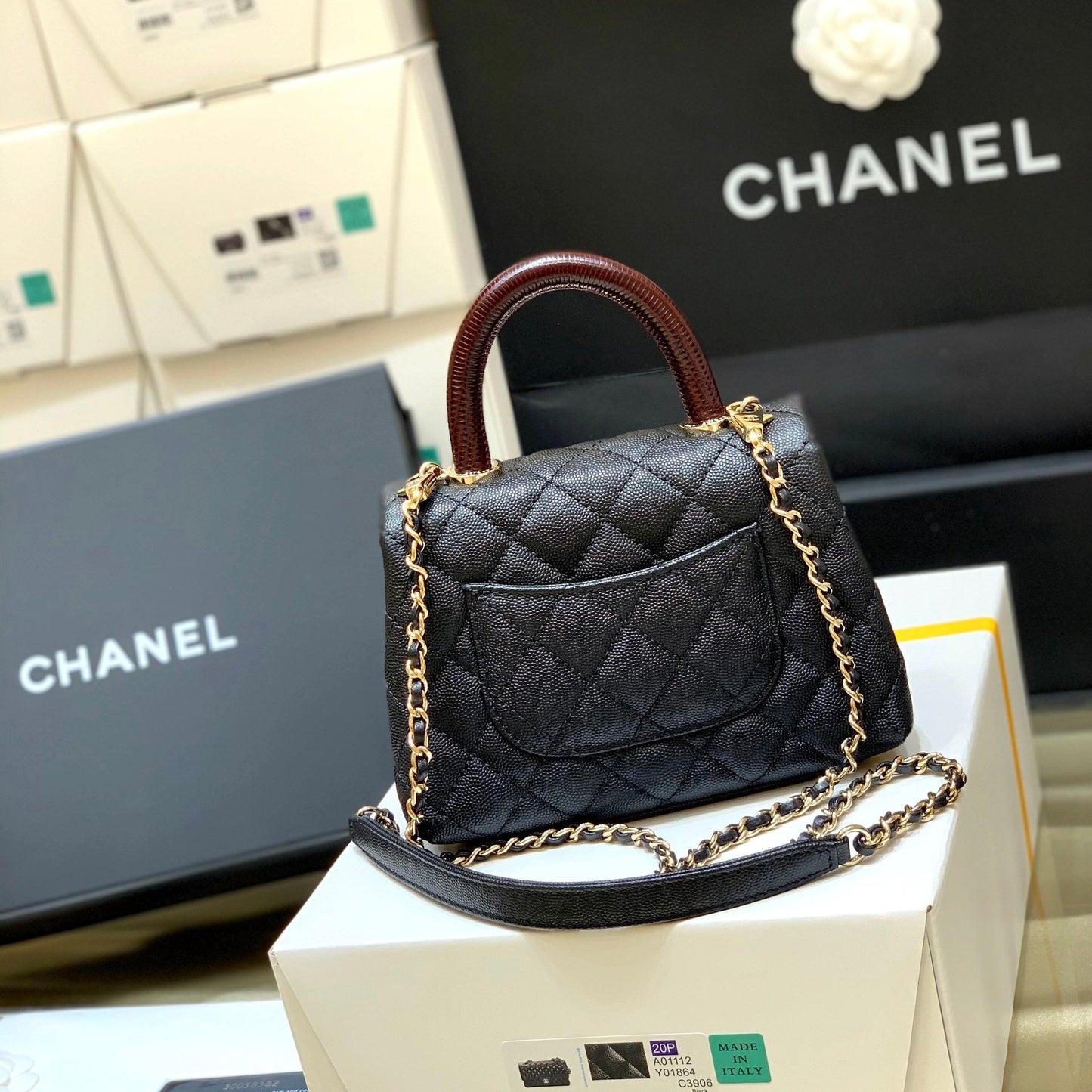 CHANEL 24K Coco Hanle Mini 19cm Black Red Grained Calfskin Gold Hardware