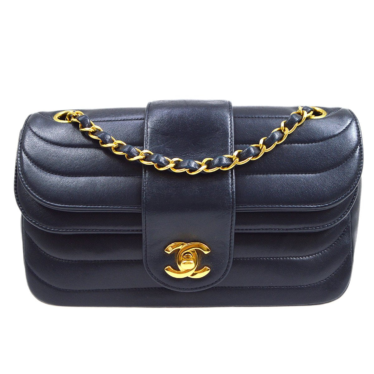CHANEL 1991-1994 Vertical Flap Small Navy Lmabskin