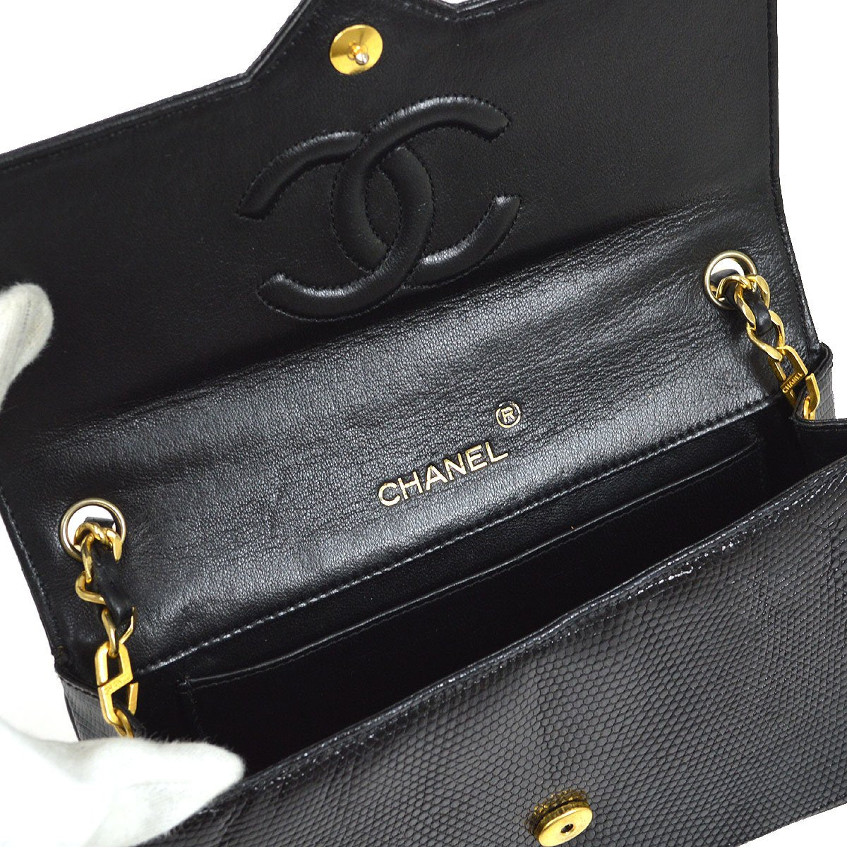 CHANEL 1986-1988 Black Lizard Pointed Flap