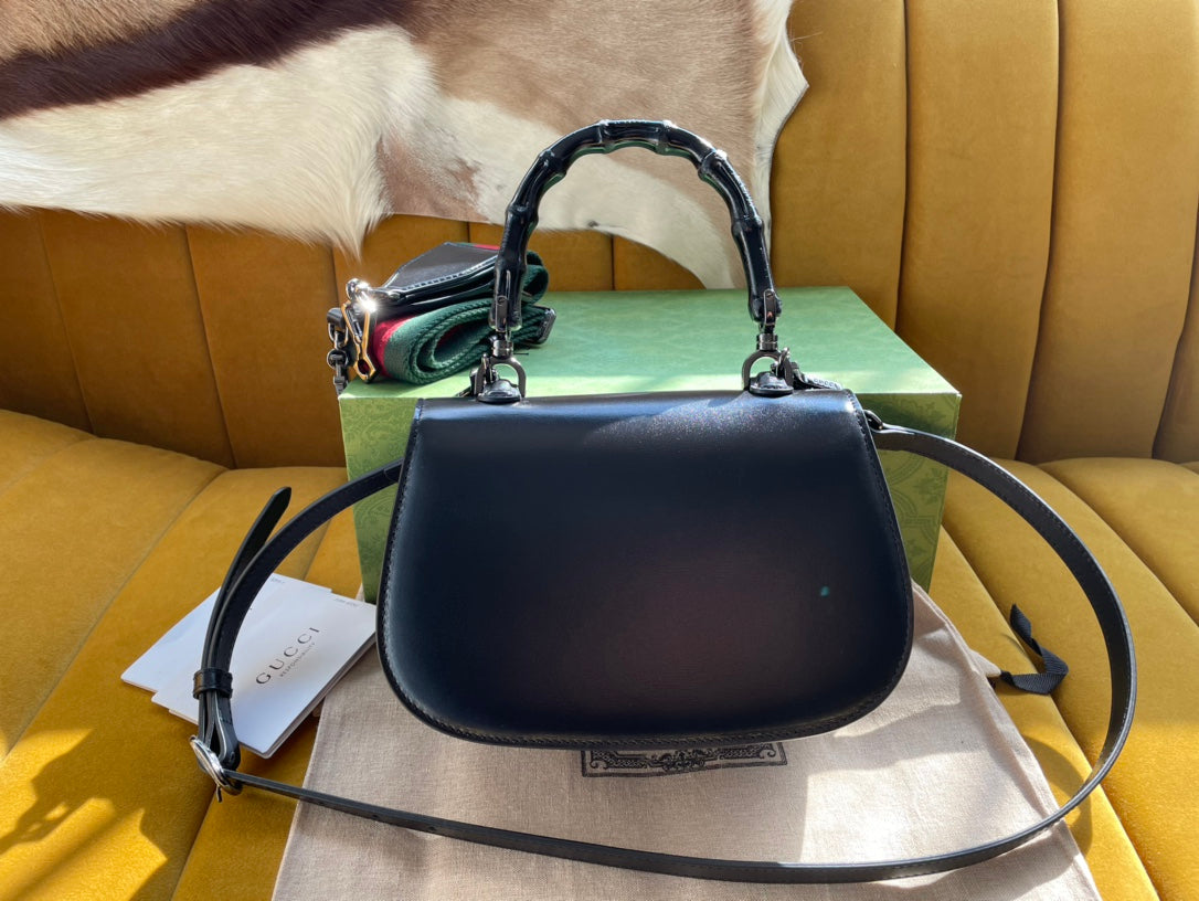 Gucci BAMBOO TOP HANDLE BAG 21 IN BLACK CALFSKIN