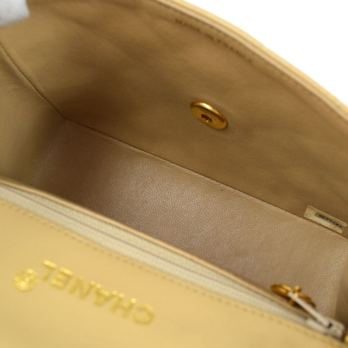 CHANEL 1989-1991 Beige Lambskin Classic Square Flap 17