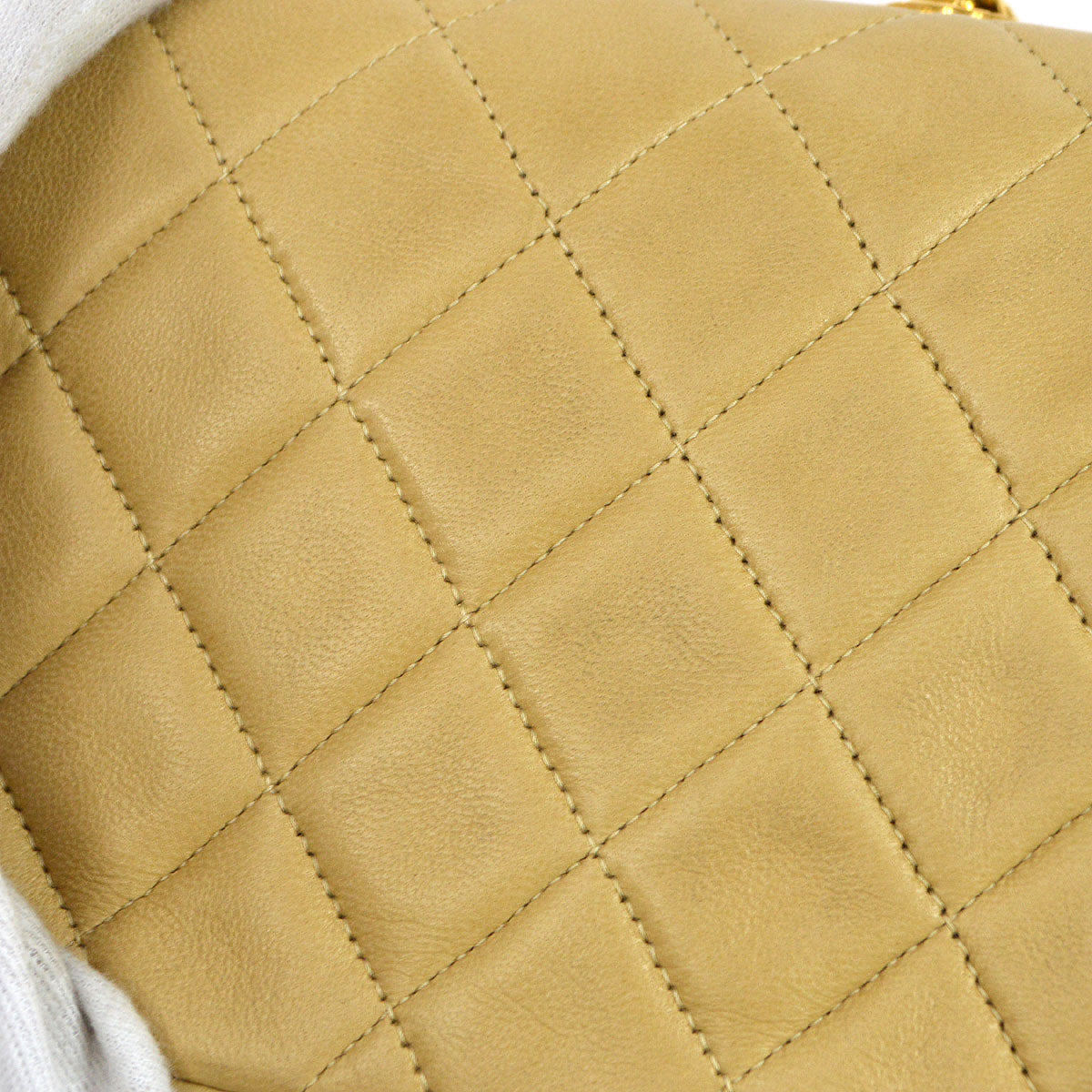 CHANEL 1997-1999 Round Flap Mini Beige Lambskin