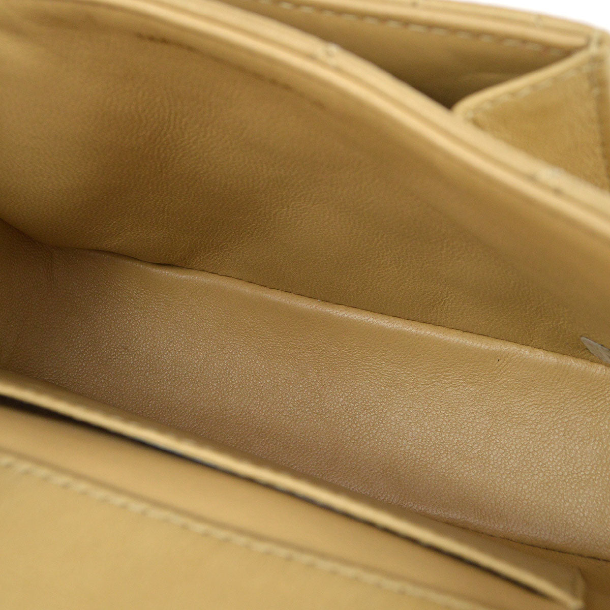 CHANEL 1997-1999 Round Flap Mini Beige Lambskin