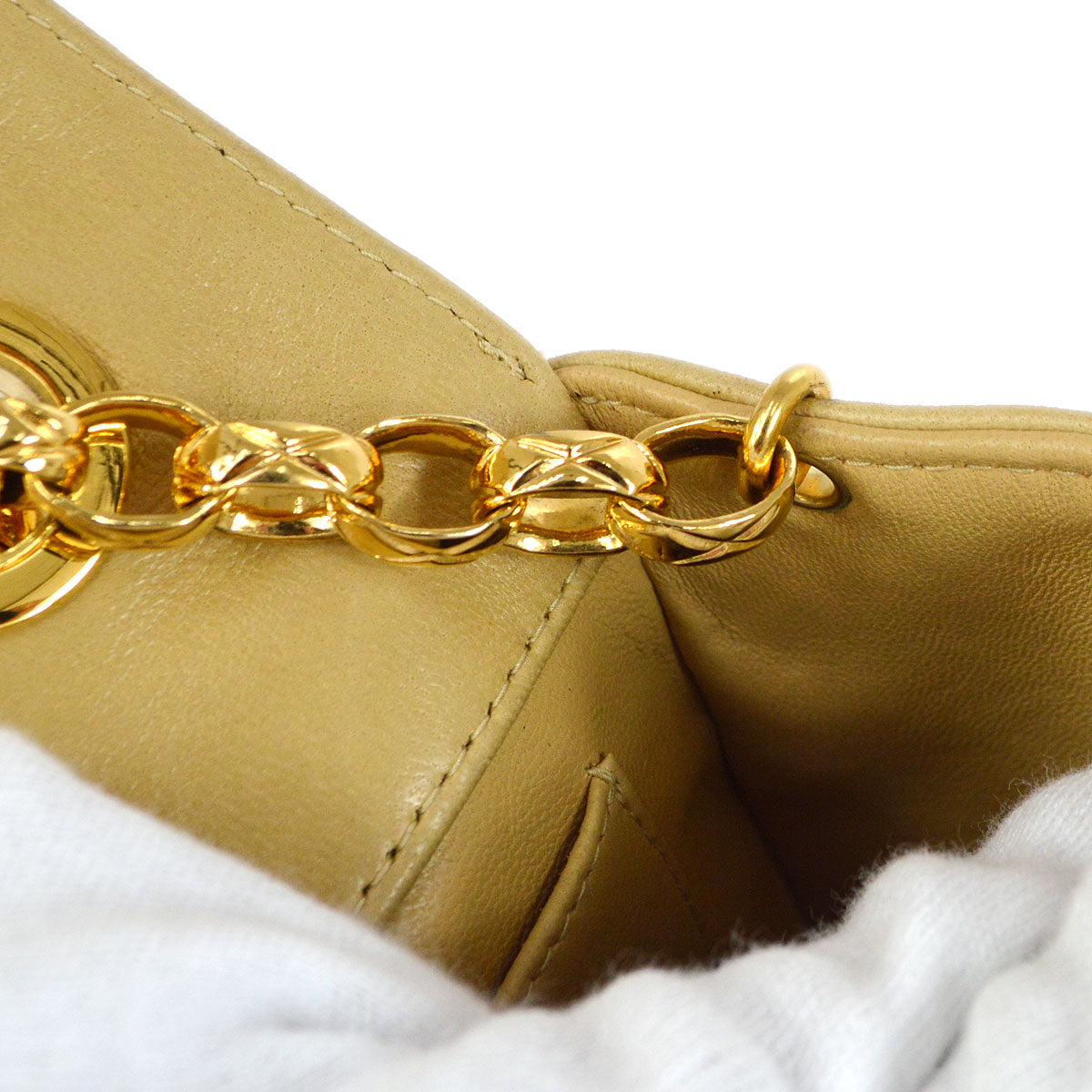 CHANEL 1997-1999 Round Flap Mini Beige Lambskin