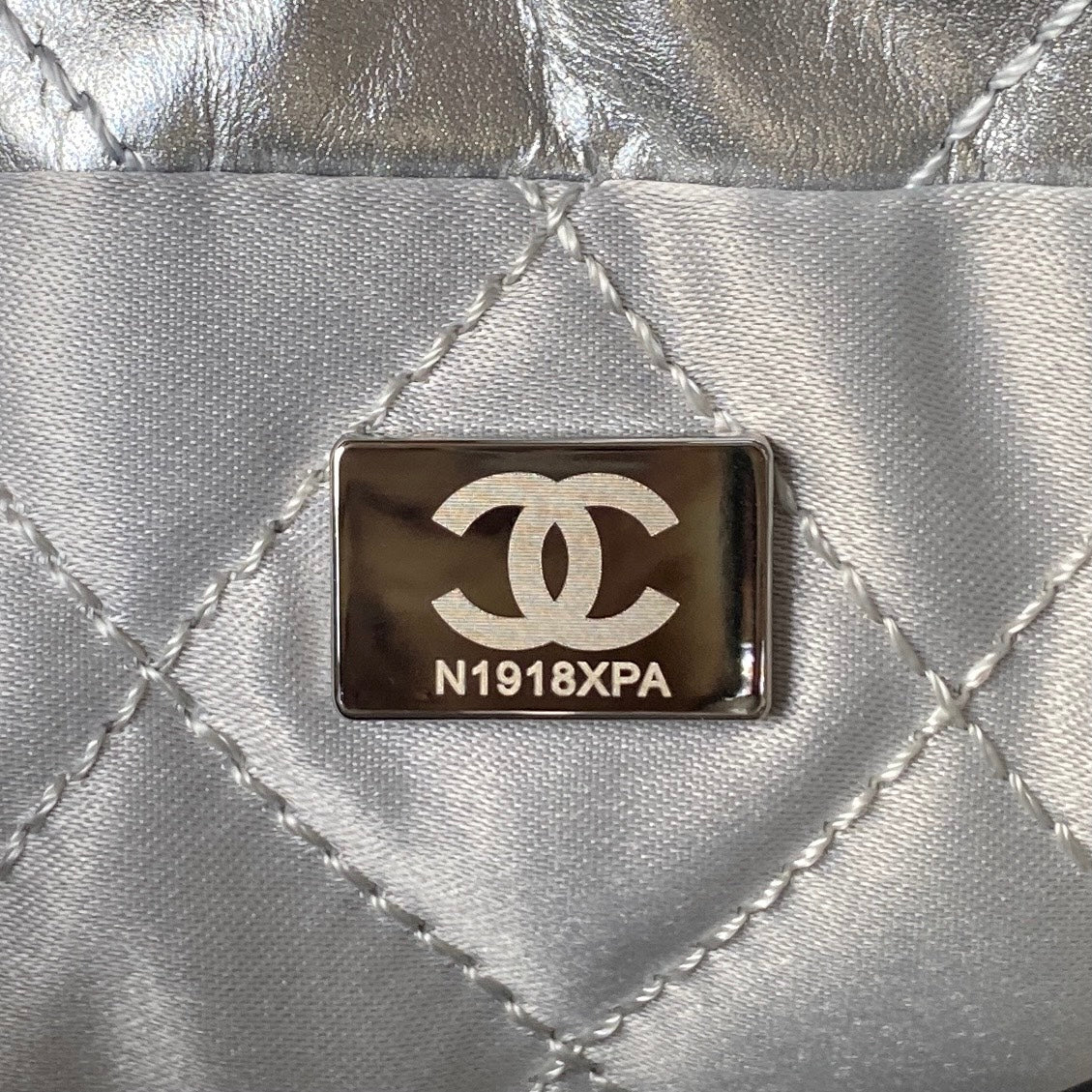 CHANEL 24S Hobo 22 Bag 20cm Silver Metalic Lambskin