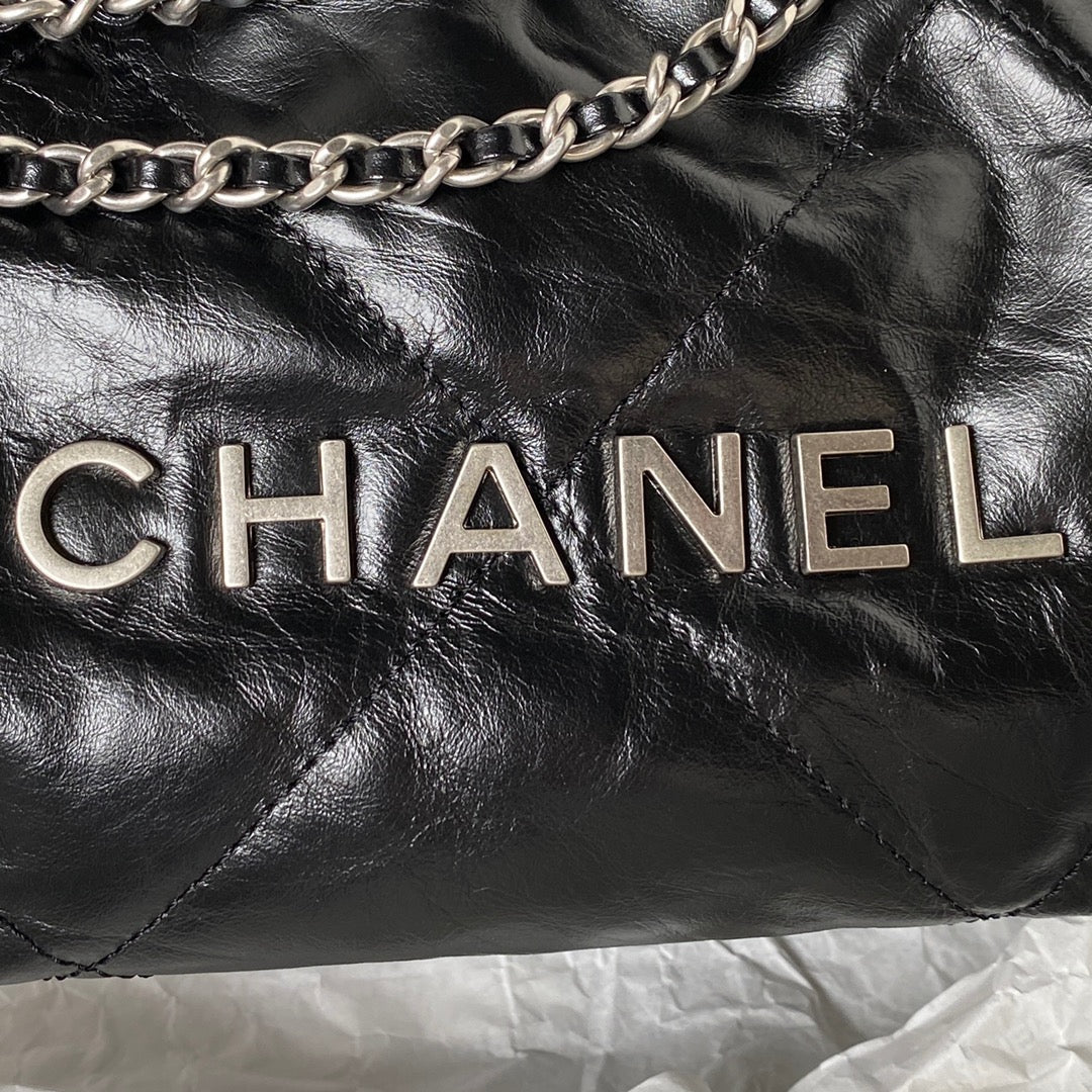 CHANEL 24S Hobo 22 Bag 20cm Black Aged Lambskin