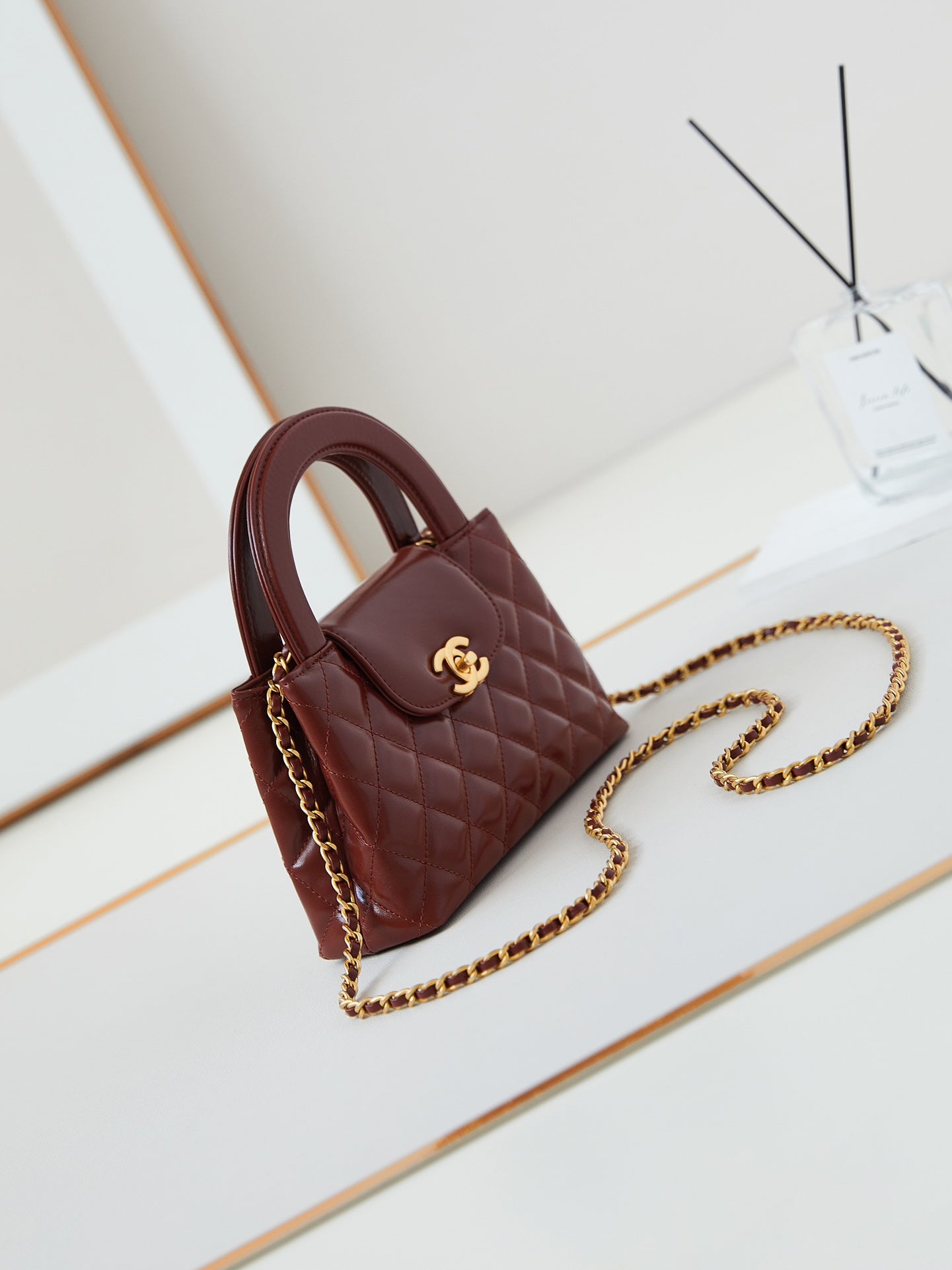 CHANEL 24a nano 19cm kelly shopper bag burgundy lambskin