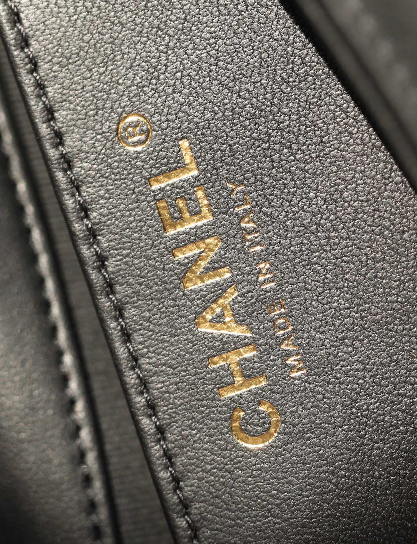 CHANEL 19 Bag 25C 18cm Black Lambskin Gold Hardware