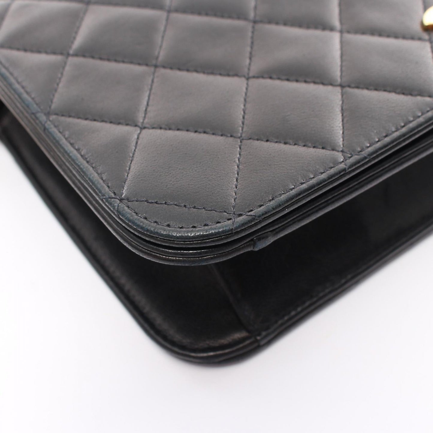 Chanel Matelasse Lambskin Shoulder Bag Black