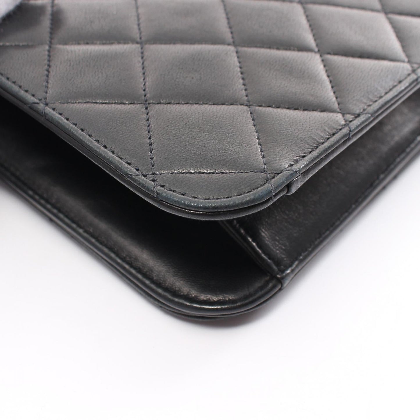 Chanel Matelasse Lambskin Shoulder Bag Black