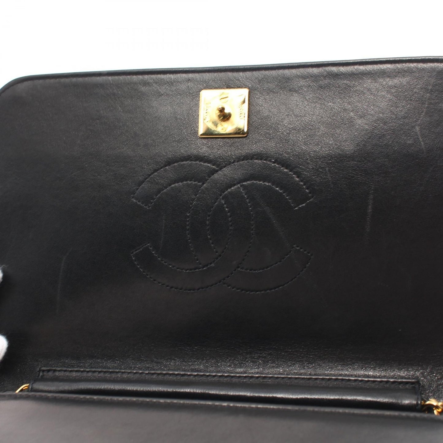 Chanel Matelasse Lambskin Shoulder Bag Black
