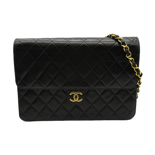 Chanel Quilted Leather Single Flap Bag Leather Crossbody Bag in New Condition
