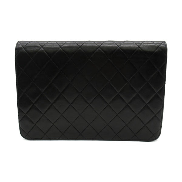 Chanel Quilted Leather Single Flap Bag Leather Crossbody Bag in New Condition