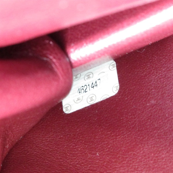 Chanel Quilted Leather Single Flap Bag Leather Crossbody Bag in New Condition