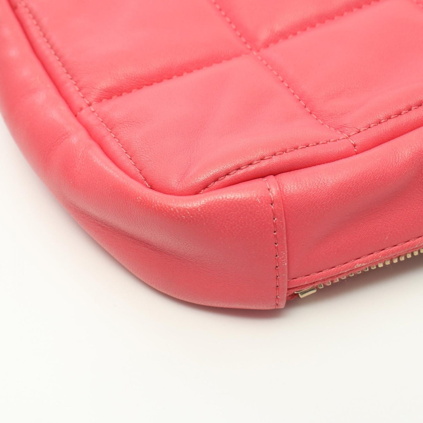 Chanel Matelasse Lambskin Shoulder Bag Pink