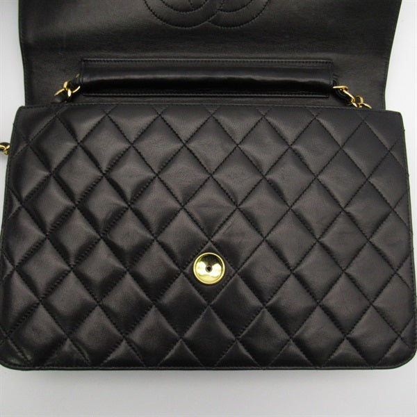 Chanel Quilted Leather Single Flap Bag Leather Crossbody Bag in New Condition