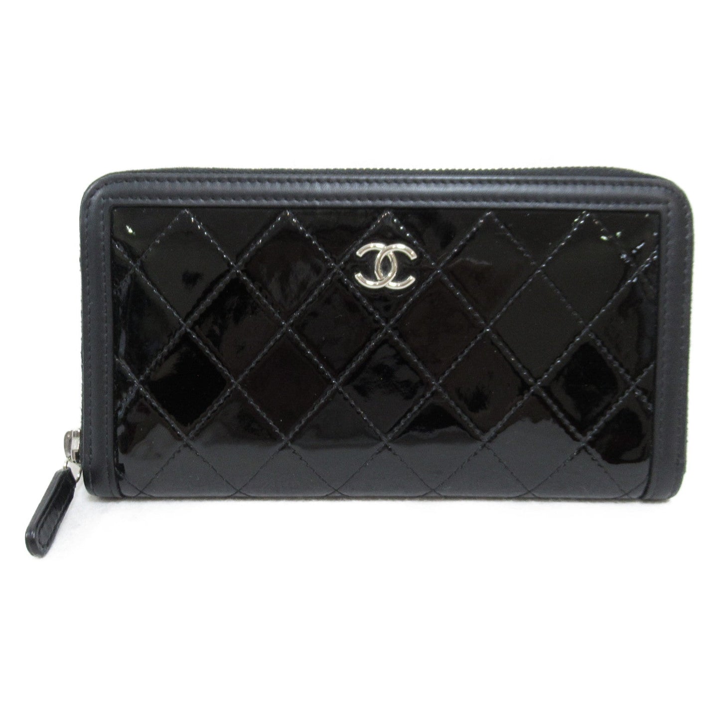 Chanel Black Enamel Round Wallet