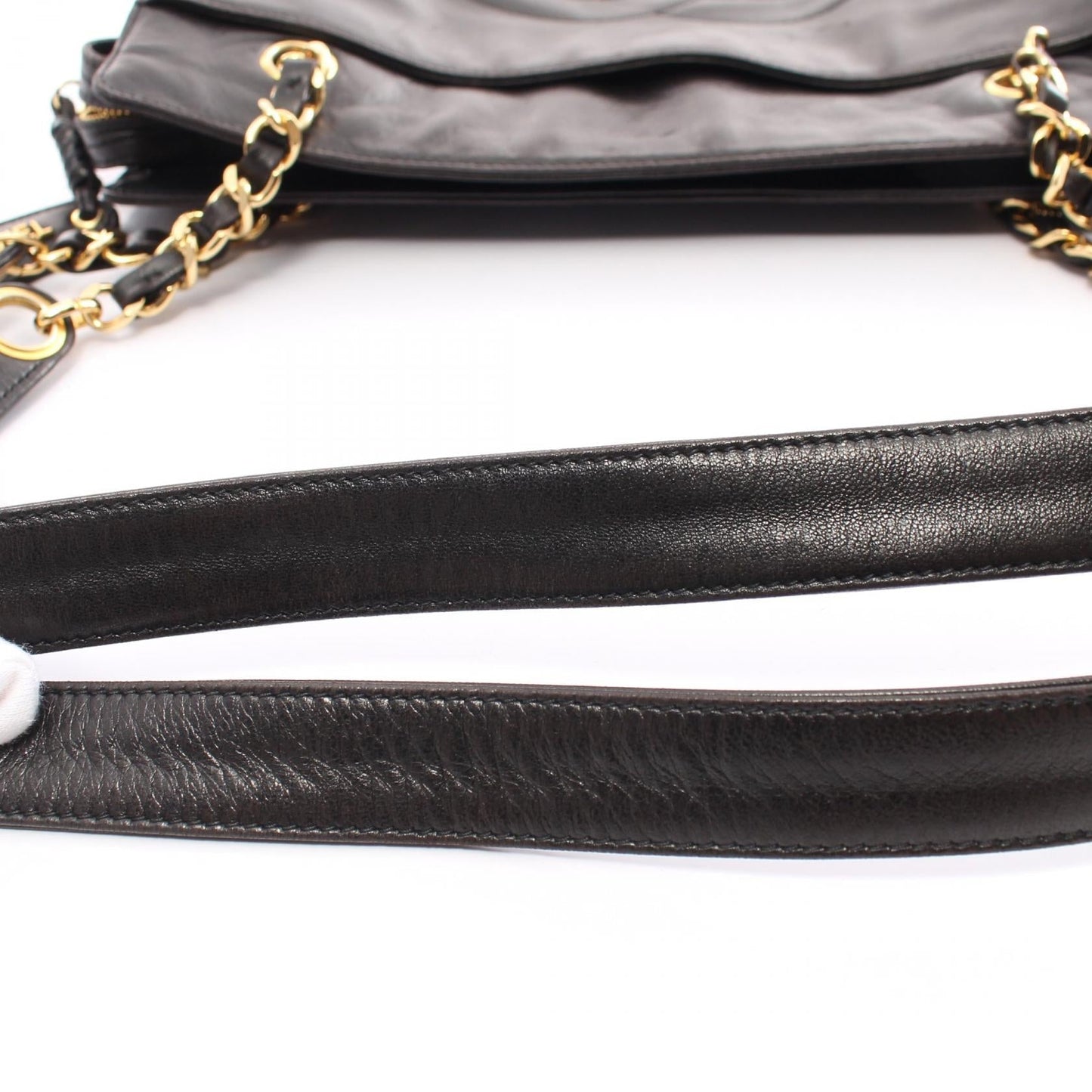 Chanel Leather Chain Tote Bag Leather Tote Bag in New Condition