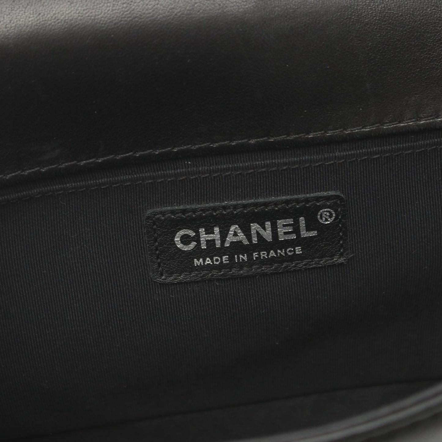 Chanel Boy Chain Shoulder Bag Leather Shoulder Bag 18504877 in Great Condition