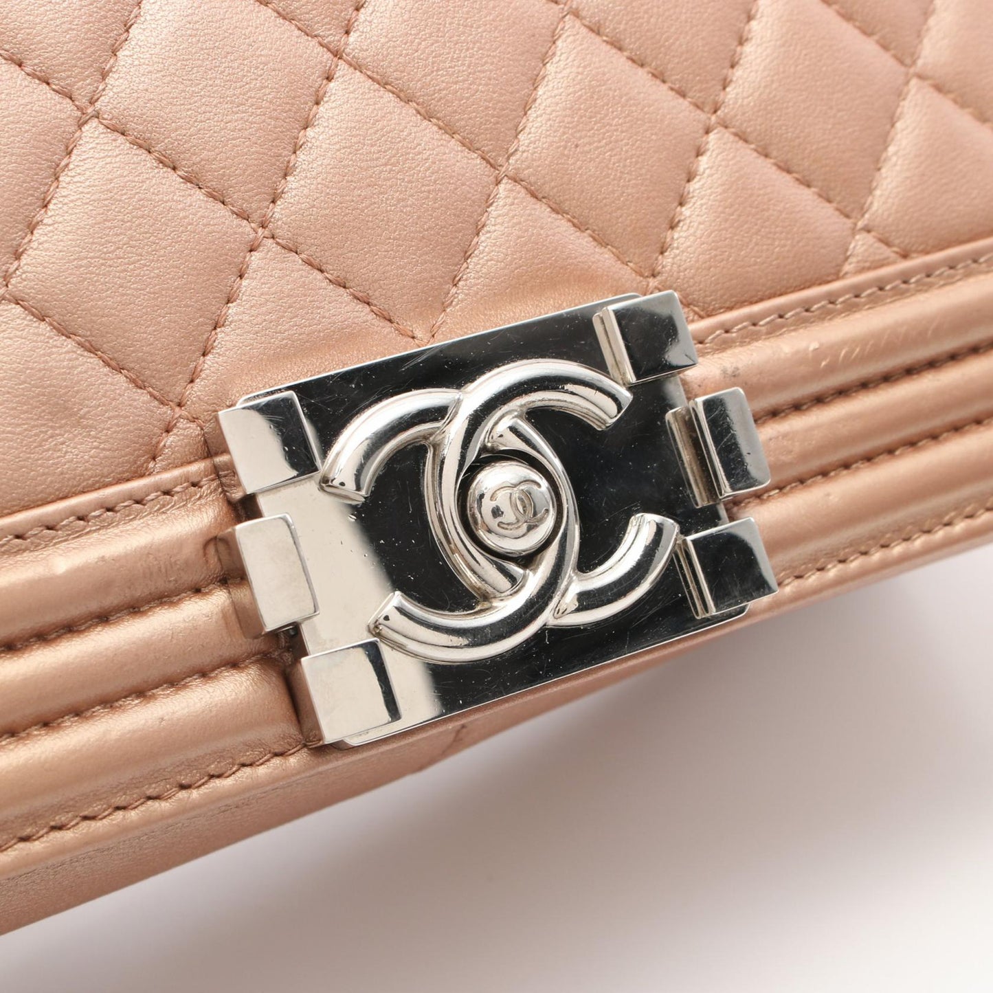 Chanel Boy Chanel Shoulder Bag Leather Shoulder Bag 92193 in New Condition