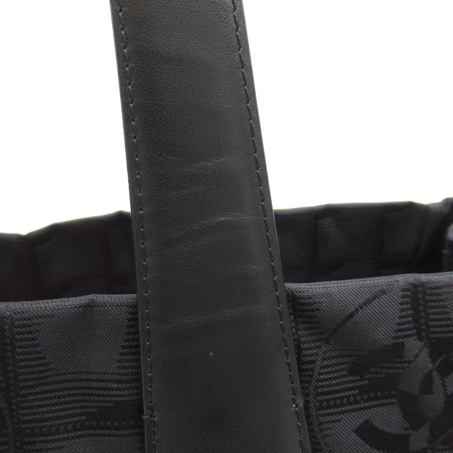 Chanel New Travel Line Tote Bag MM Canvas Tote Bag A15991 in New Condition