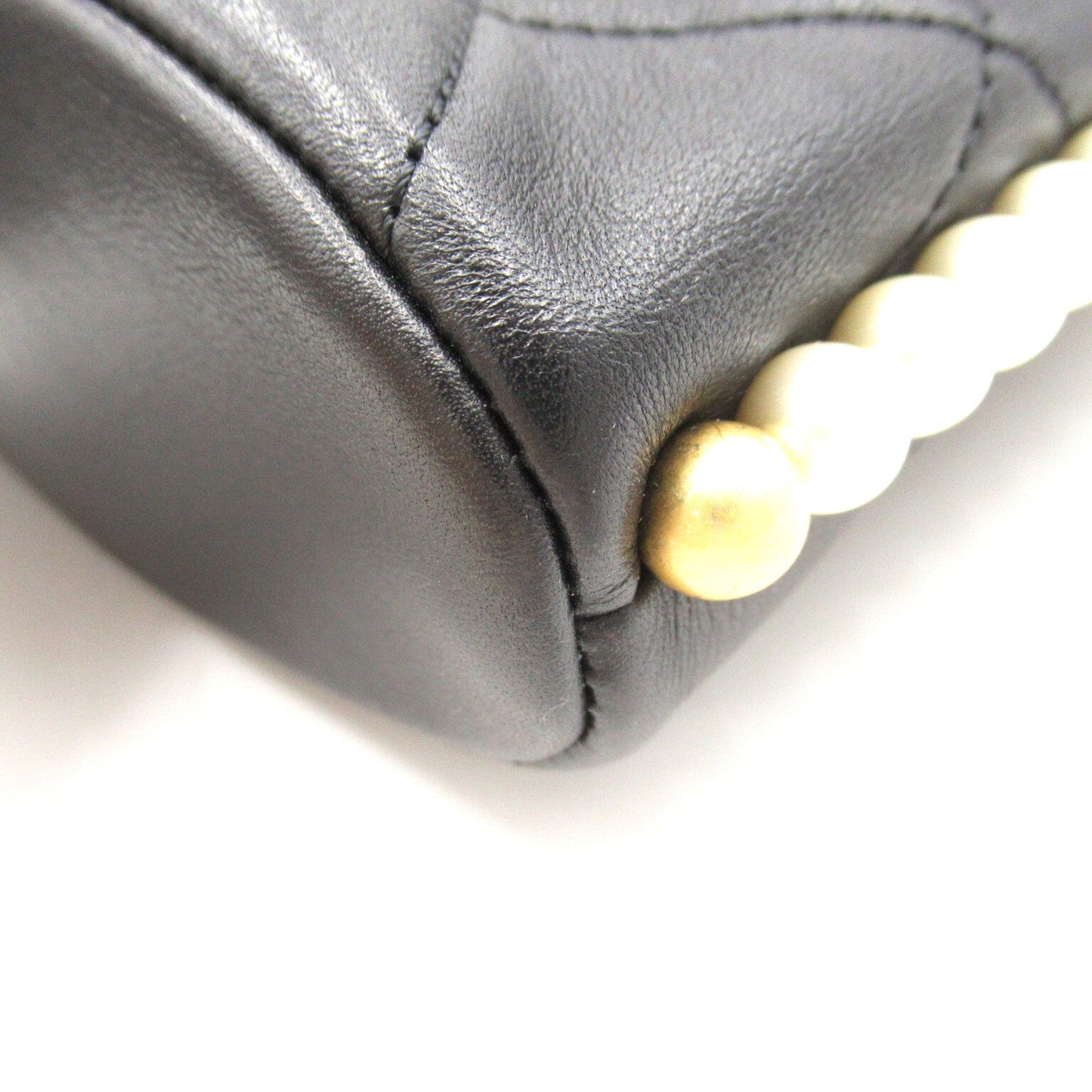 Chanel CC Matelasse Pearl Chain Bag Leather Shoulder Bag AS2503 in New Condition