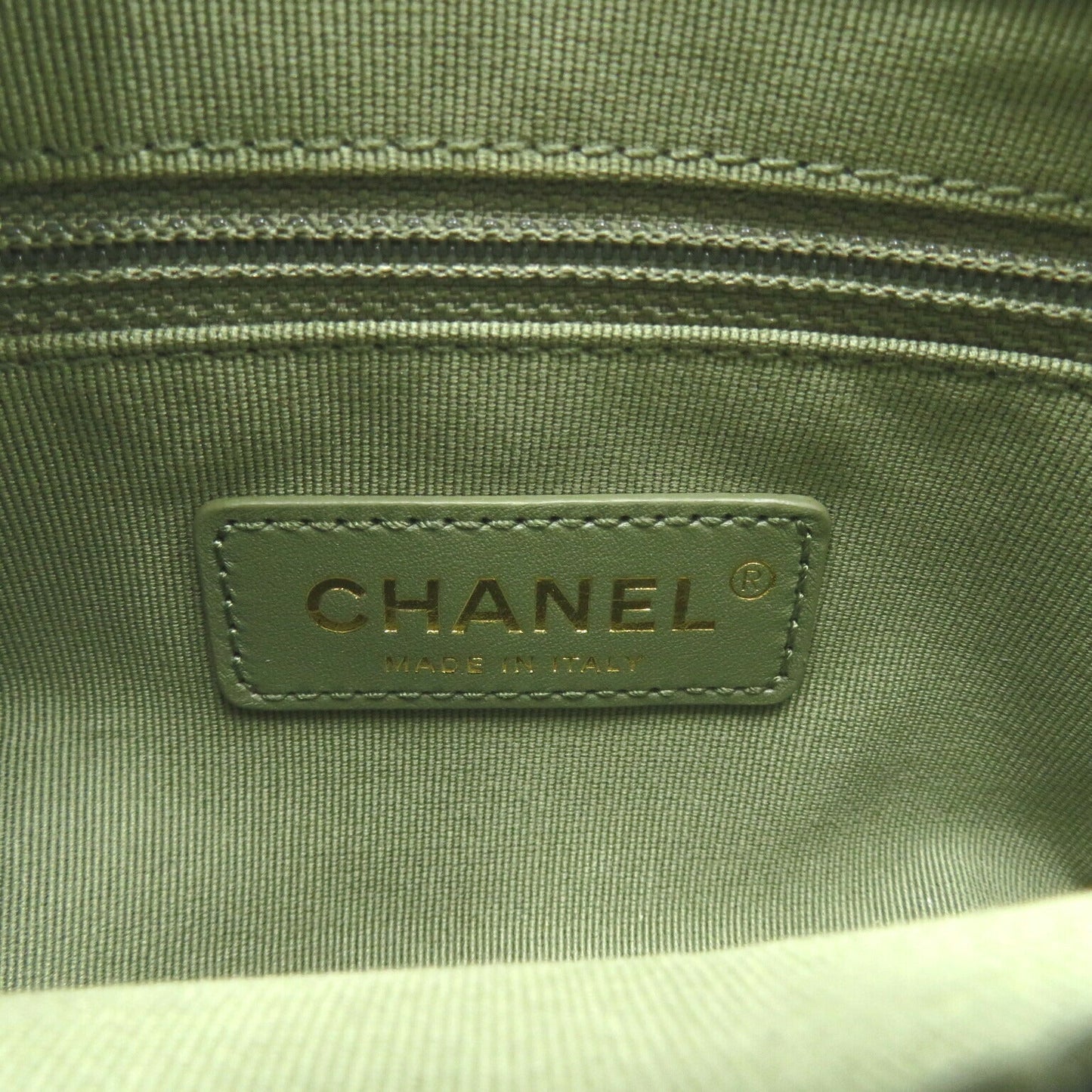 Chanel Matelasse Caviar Skin Shoulder Bag AS2711
