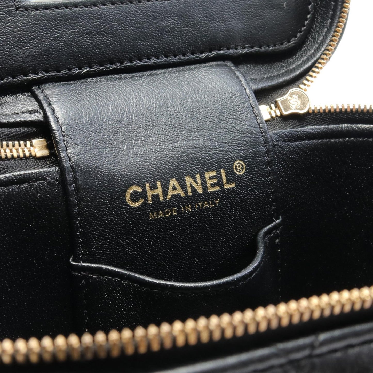 Chanel Leather Matelasse Shoulder Bag AS2362