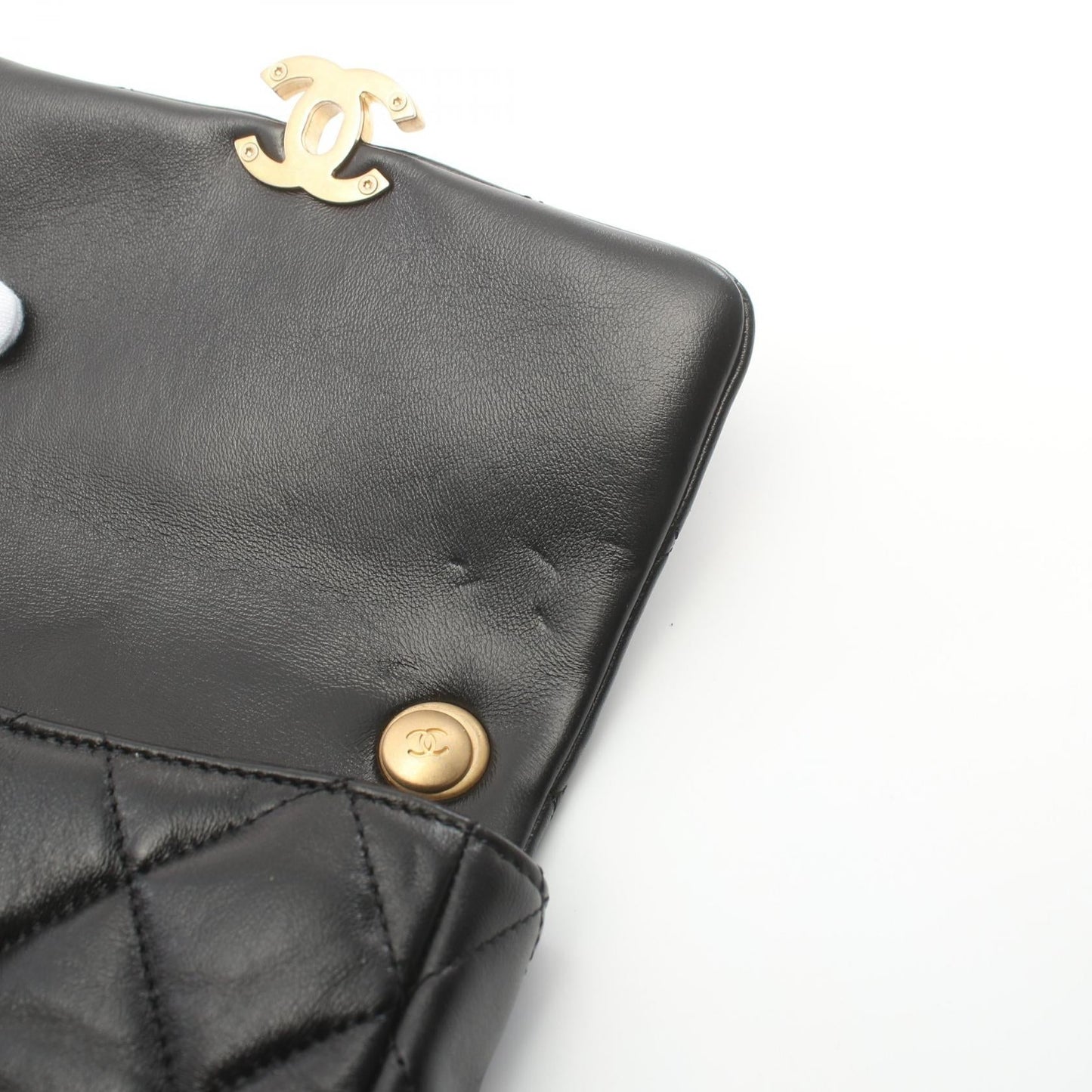 Chanel Matelasse Lambskin Shoulder Bag Black