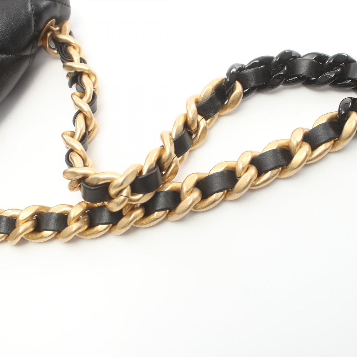 Chanel Matelasse Lambskin Shoulder Bag Black