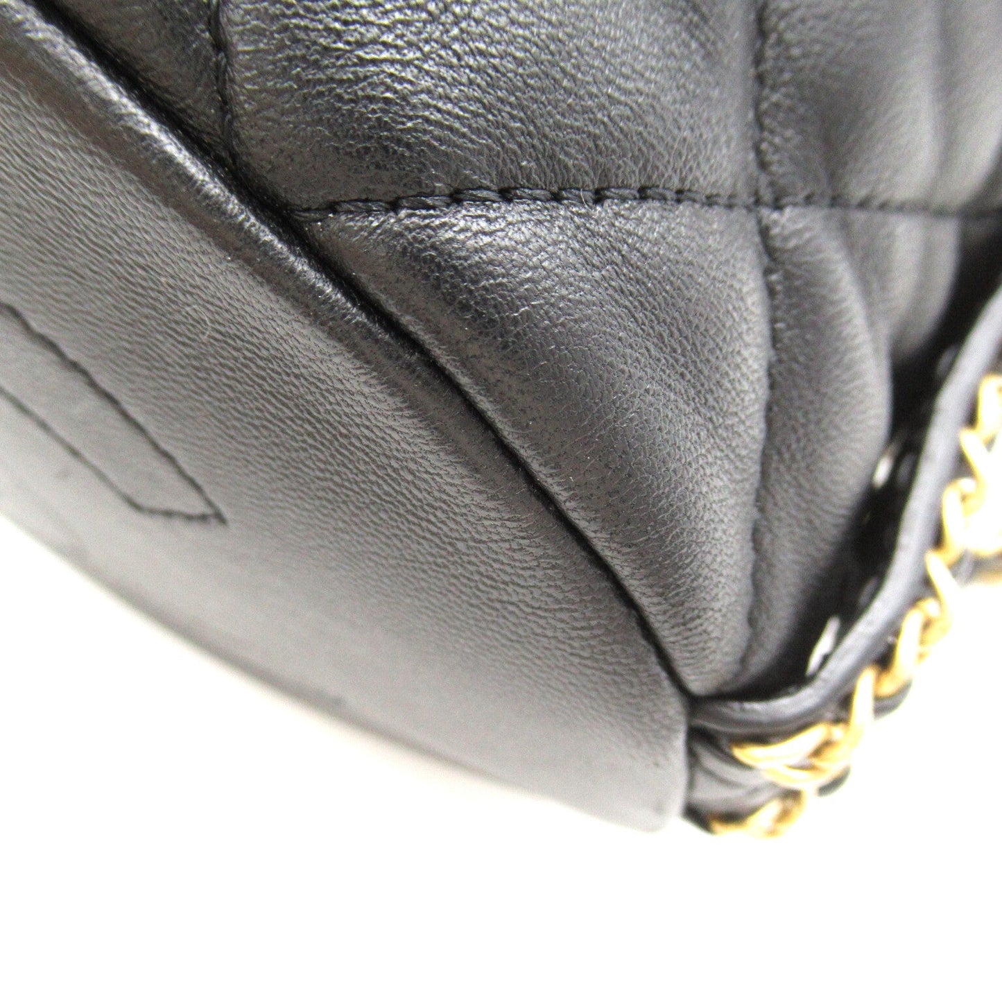 Chanel Quilted Leather Drawsting Crossbody Bag Leather Crossbody Bag AS2252