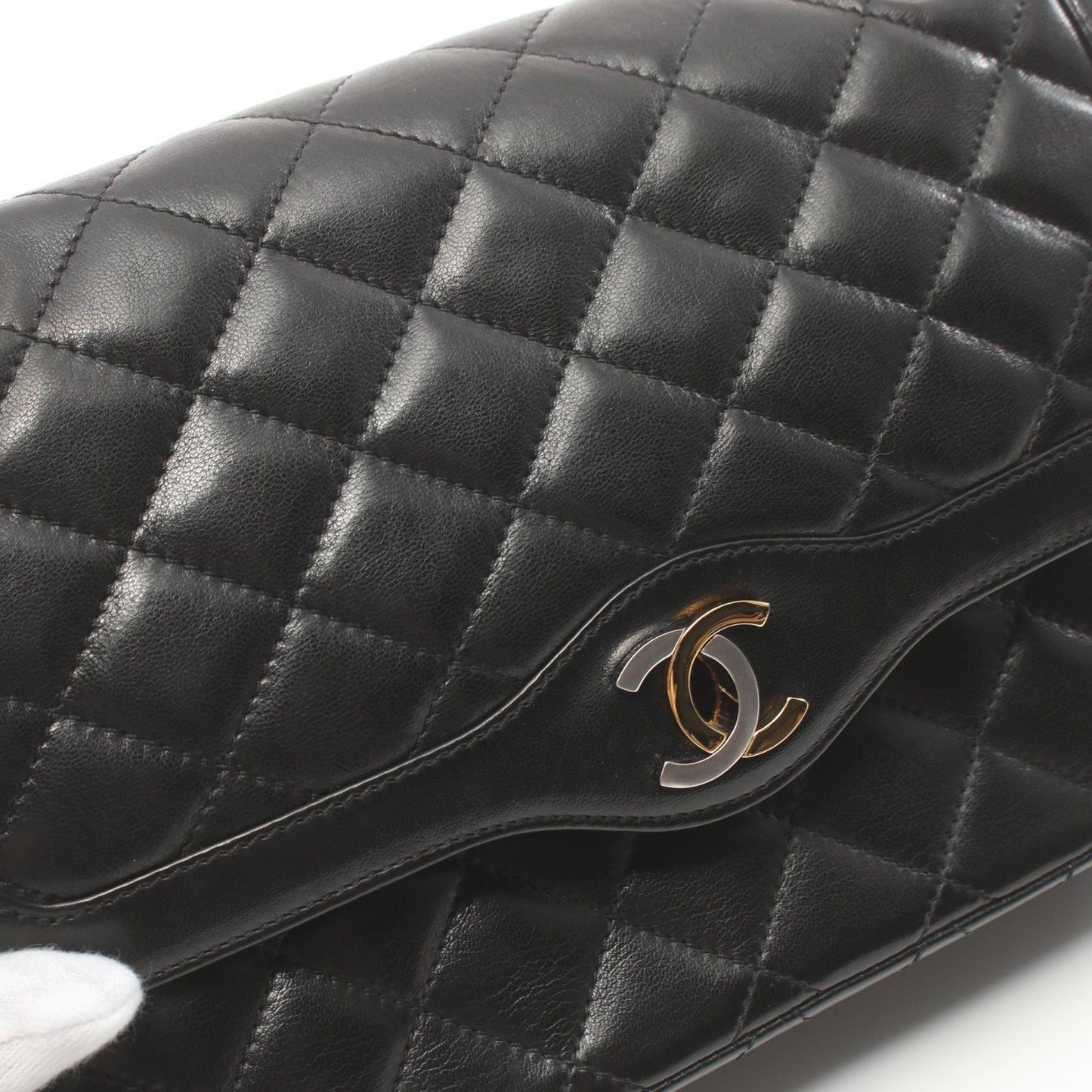Chanel MATRASSE W Flap Chain Shoulder Bag Leather Shoulder Bag 2419589 in New Condition