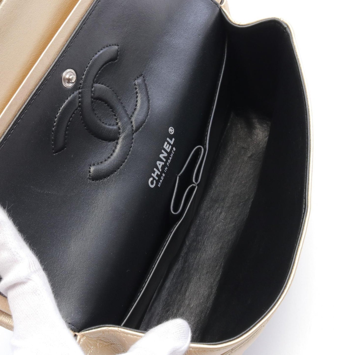 Chanel Leather Matelasse W Flap Shoulder Bag A01112