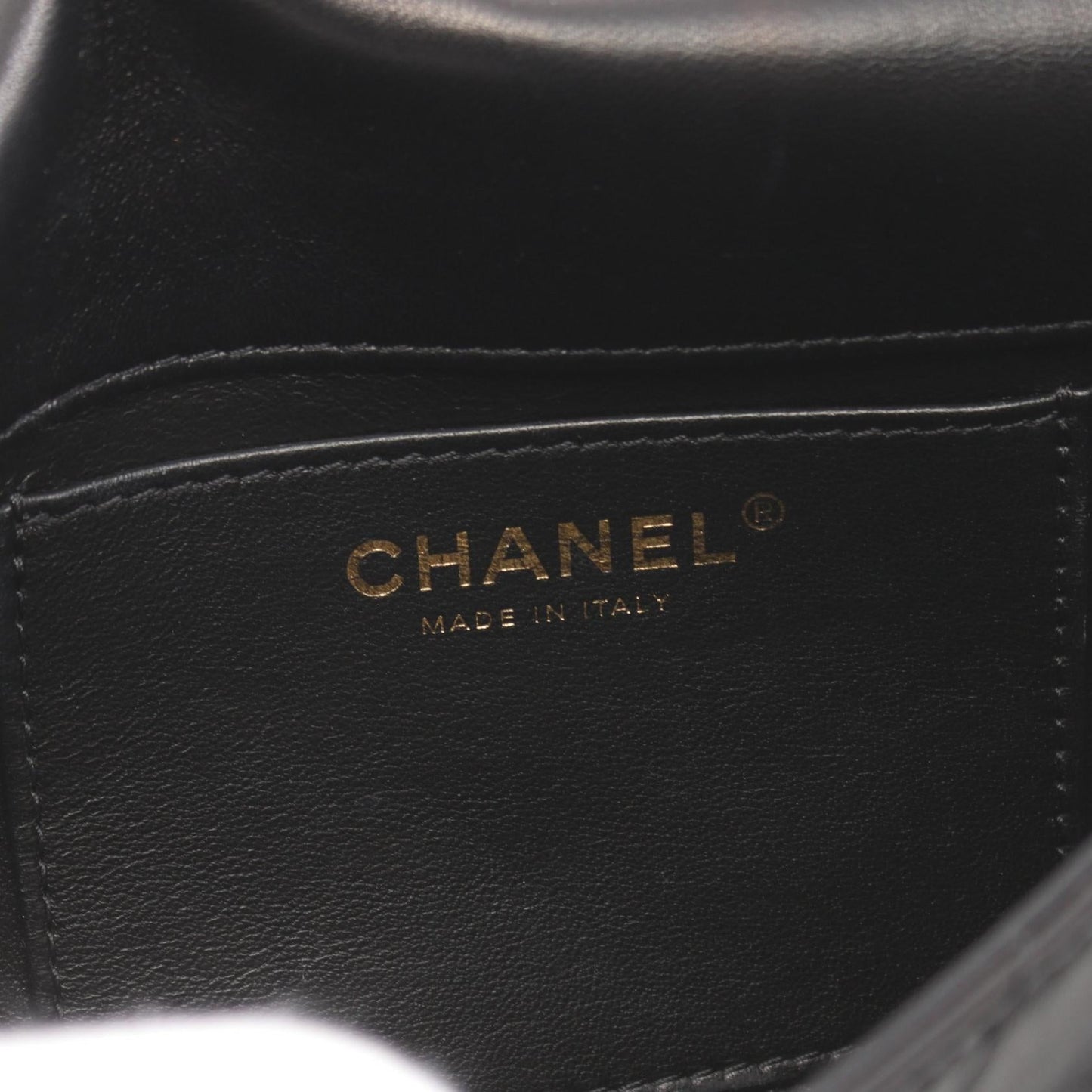 Chanel Matelasse Leather Shoulder Bag AS3100