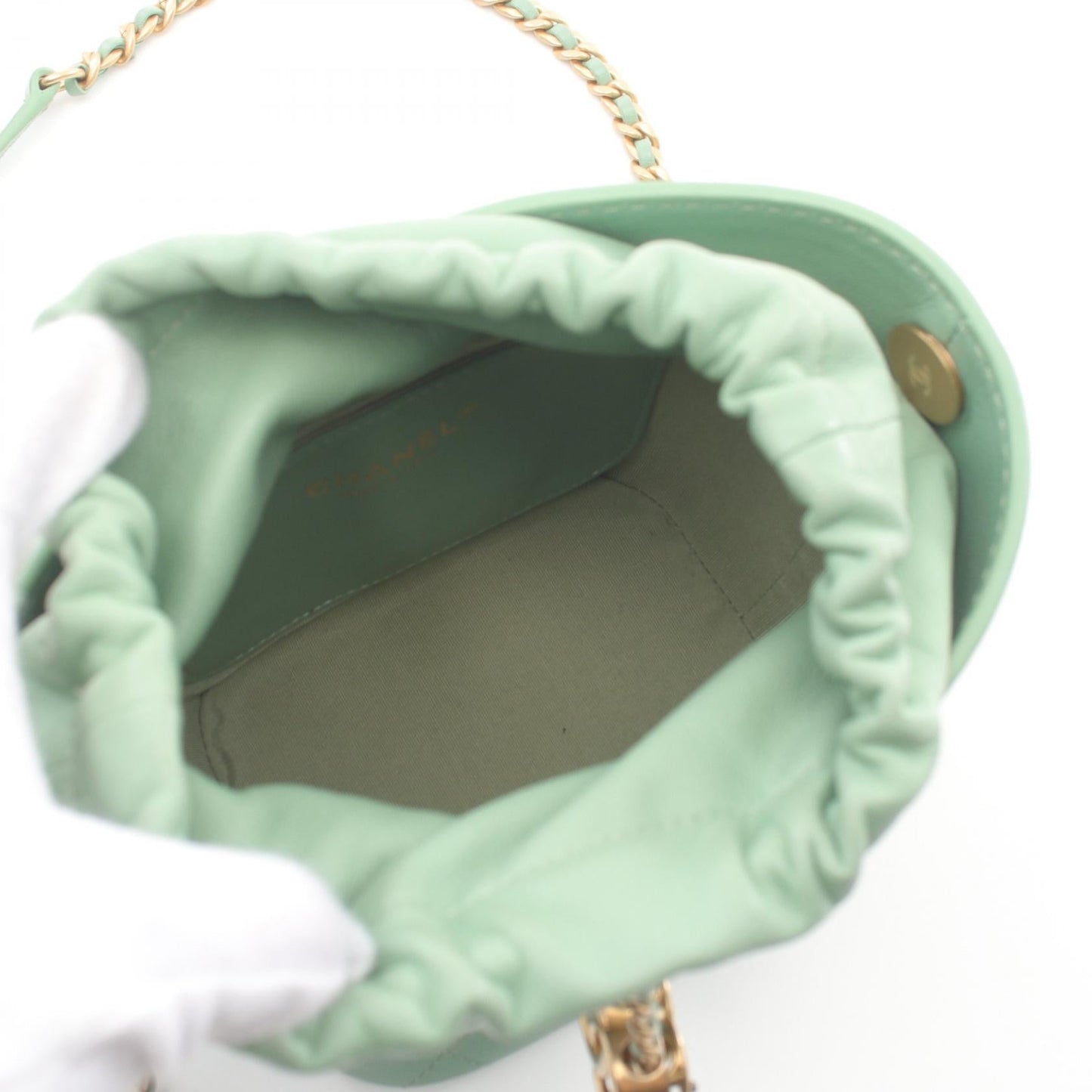 Chanel Leather Matelasse Shoulder Bag AS2284