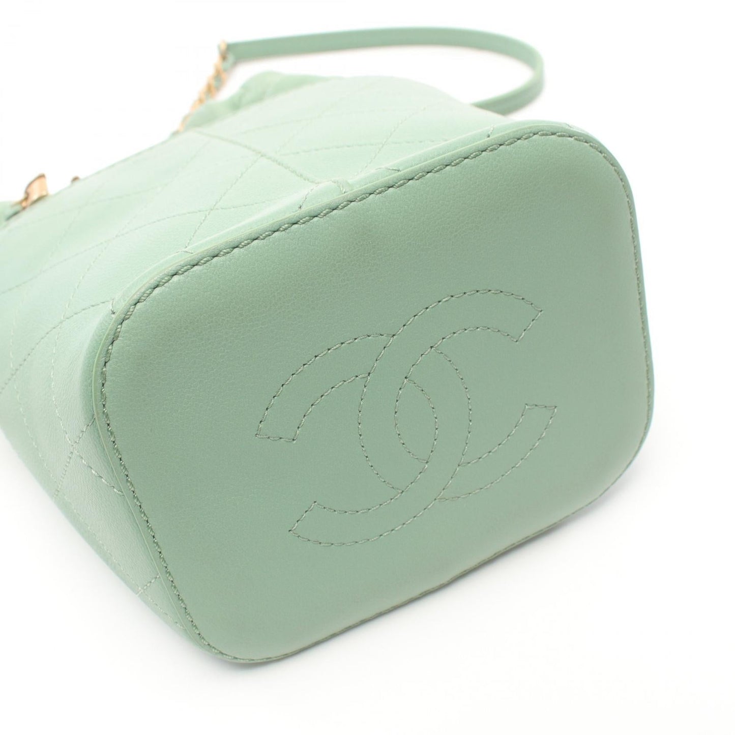 Chanel Leather Matelasse Shoulder Bag AS2284