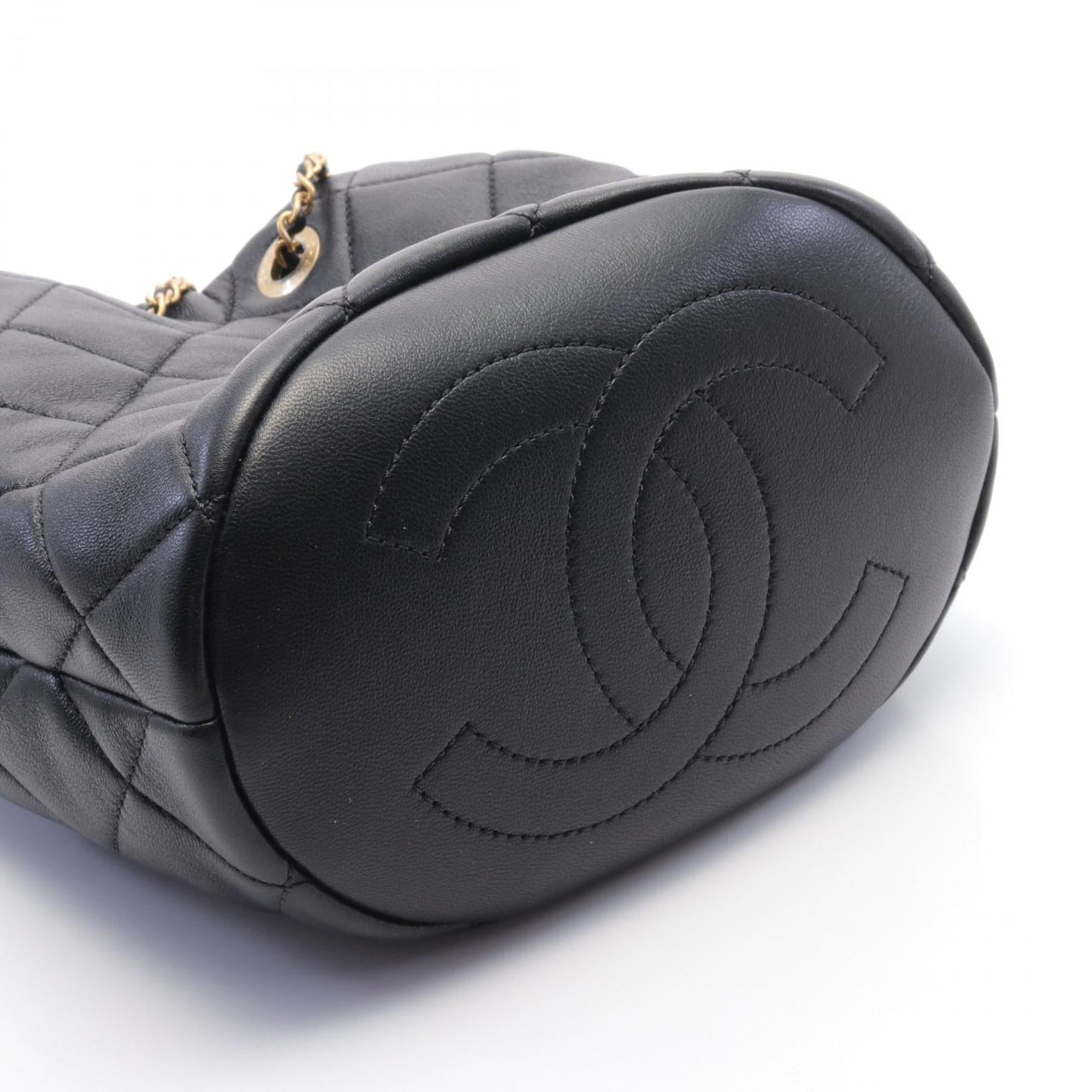 Chanel Leather Matelasse Shoulder Bag Black