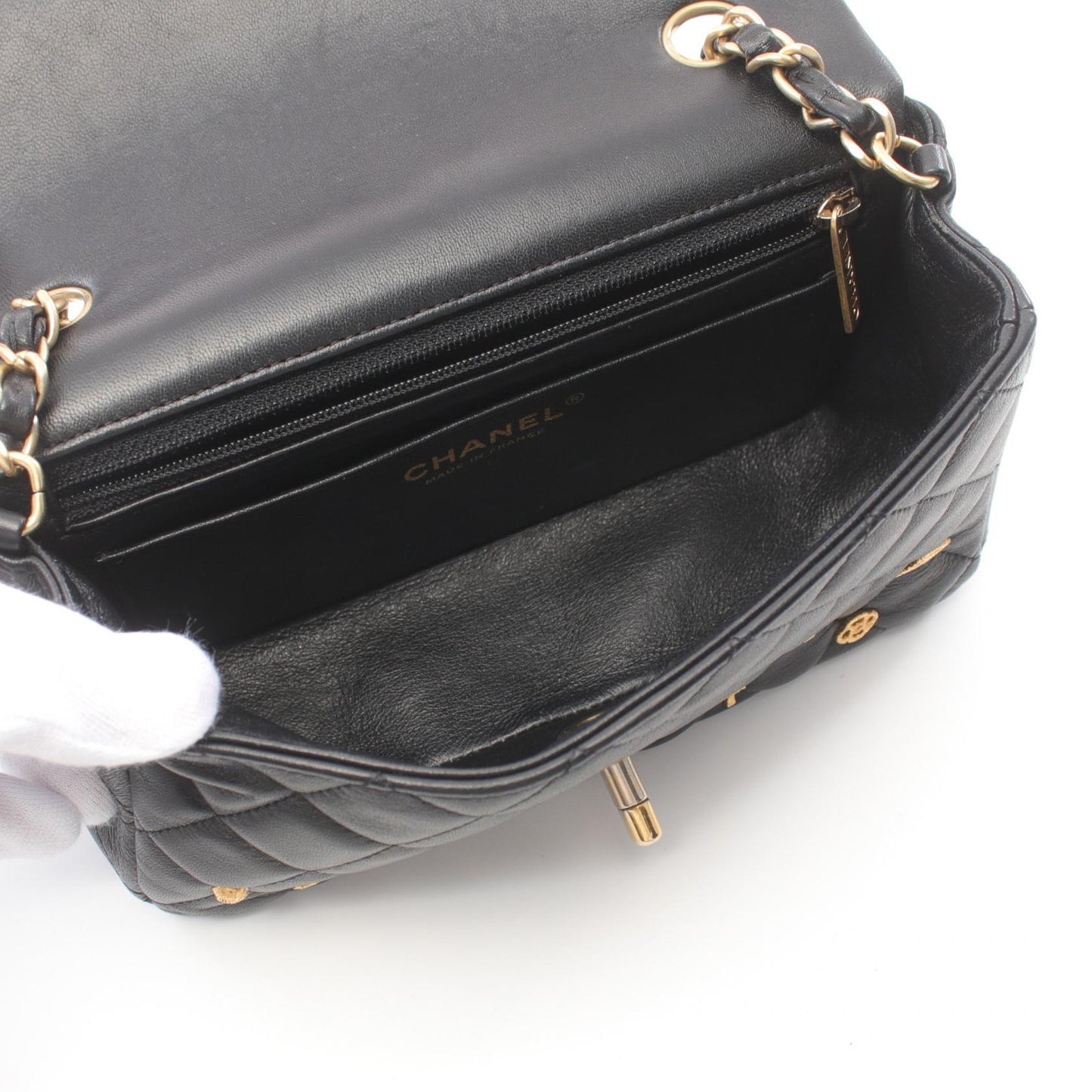 Chanel Matelasse Lambskin Shoulder Bag Black