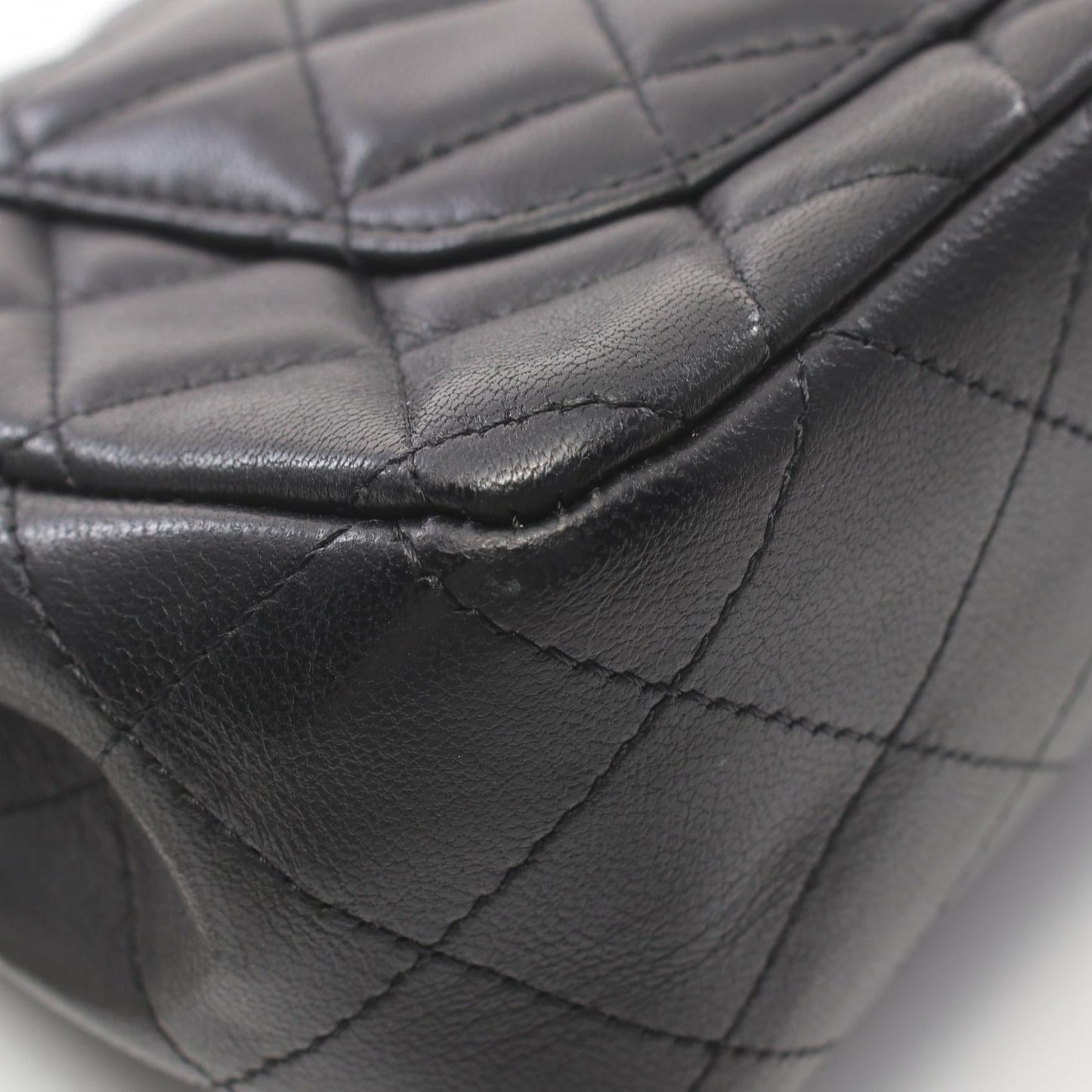 Chanel Matelasse Lambskin Shoulder Bag Black