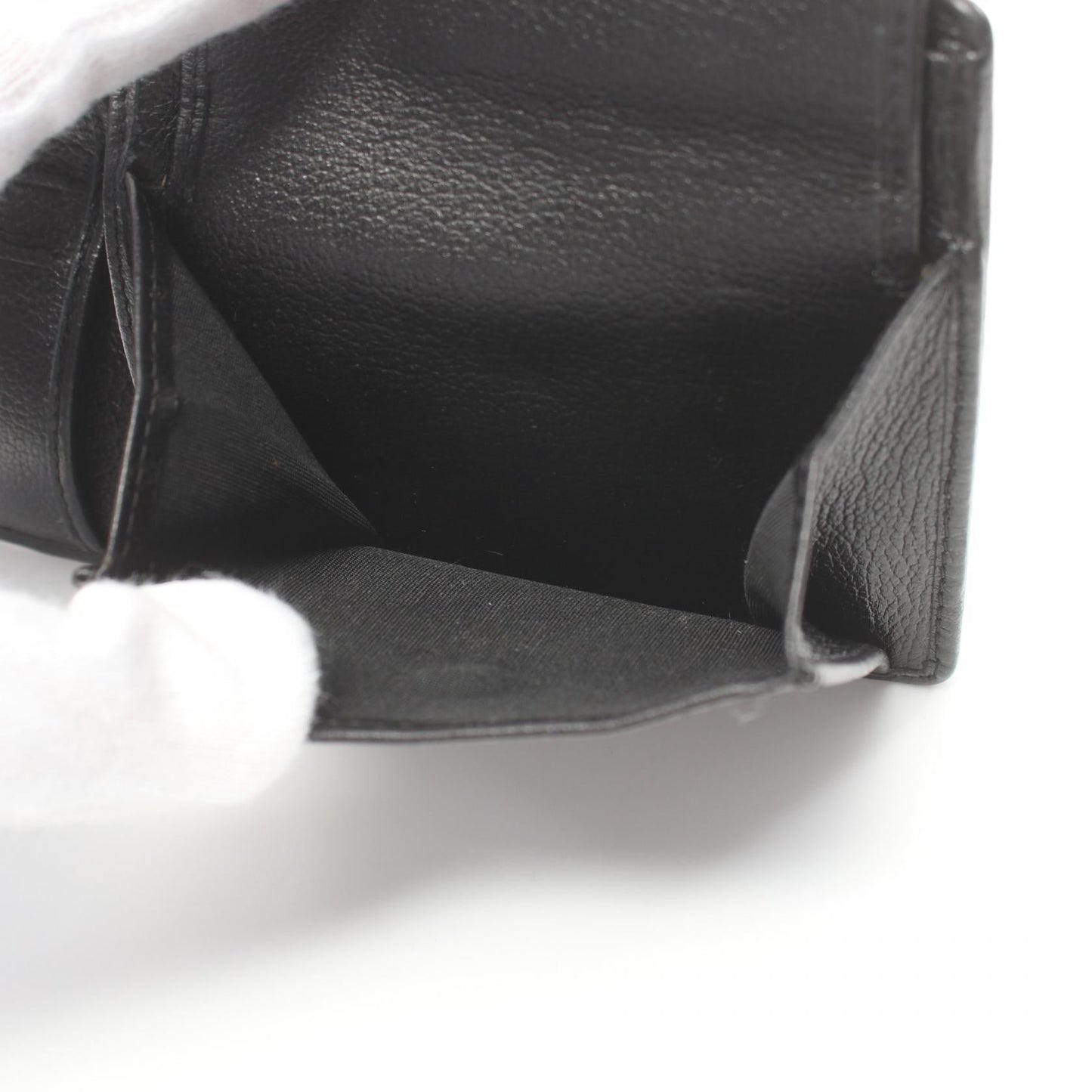 Chanel Camellia Bifold Wallet Leather Short Wallet in Great Condition