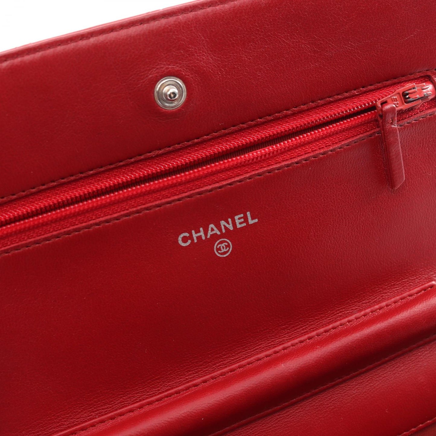 Chanel Matelasse Lambskin Shoulder Bag Red