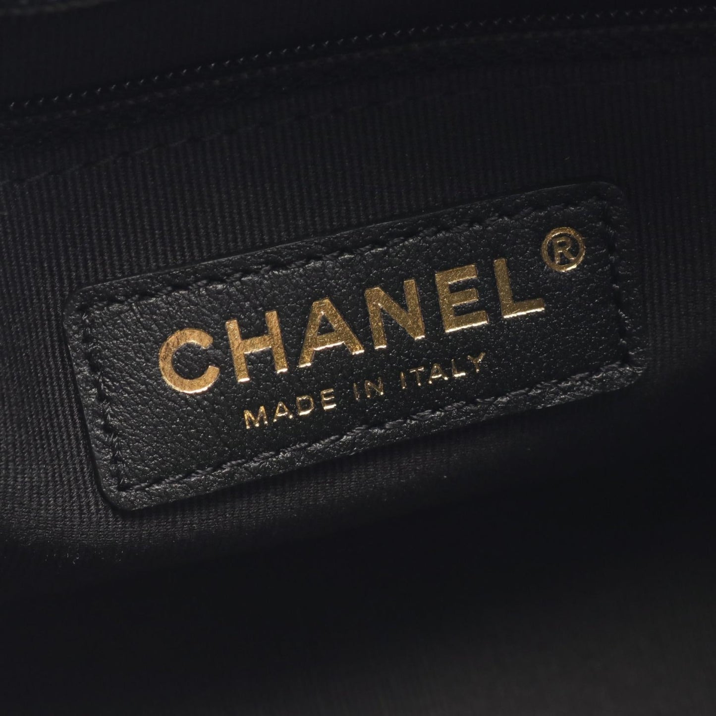Chanel Leather Matelasse Shoulder Bag AS5130
