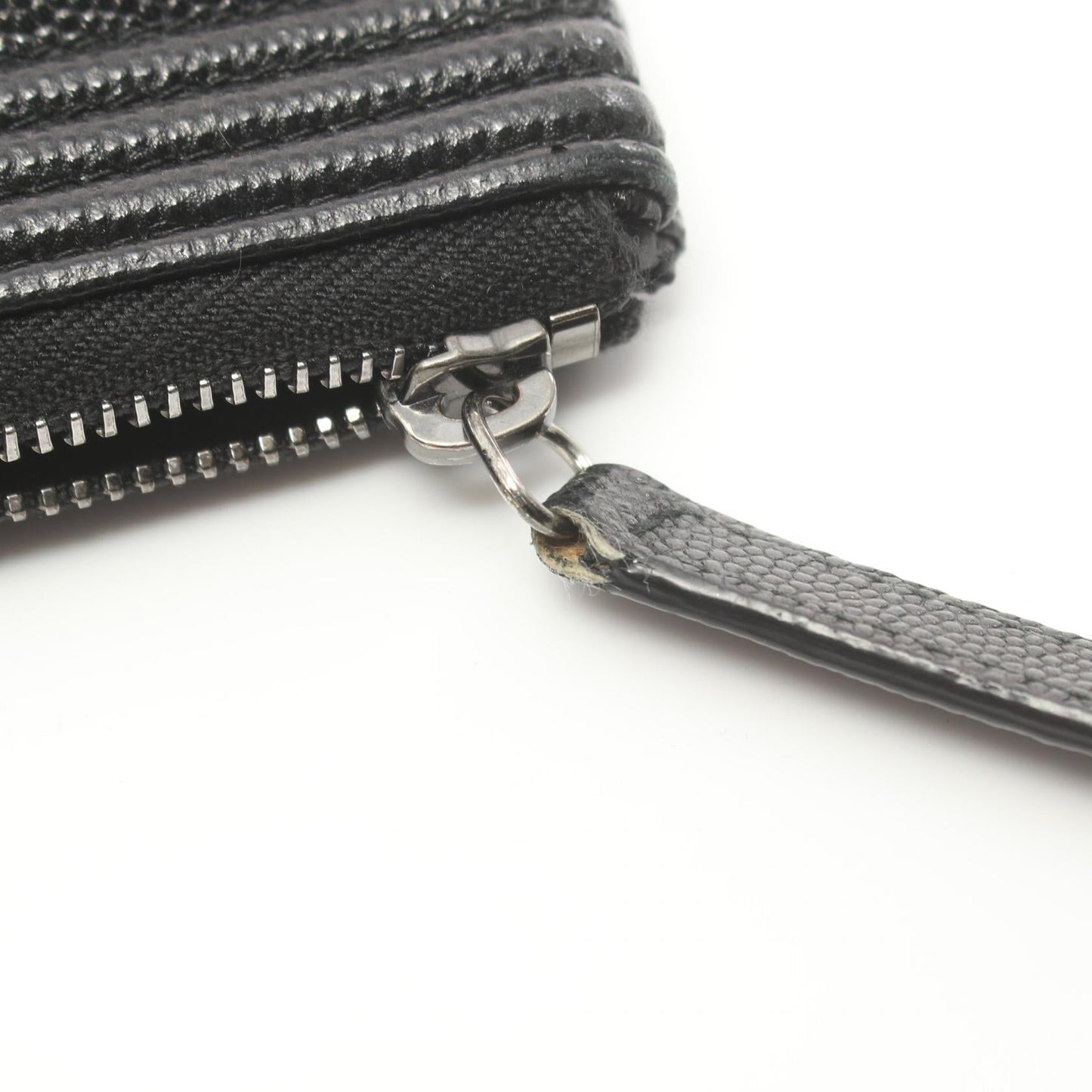 Chanel Quilted Caviar Zip Clutch Bag Leather Clutch Bag in New Condition
