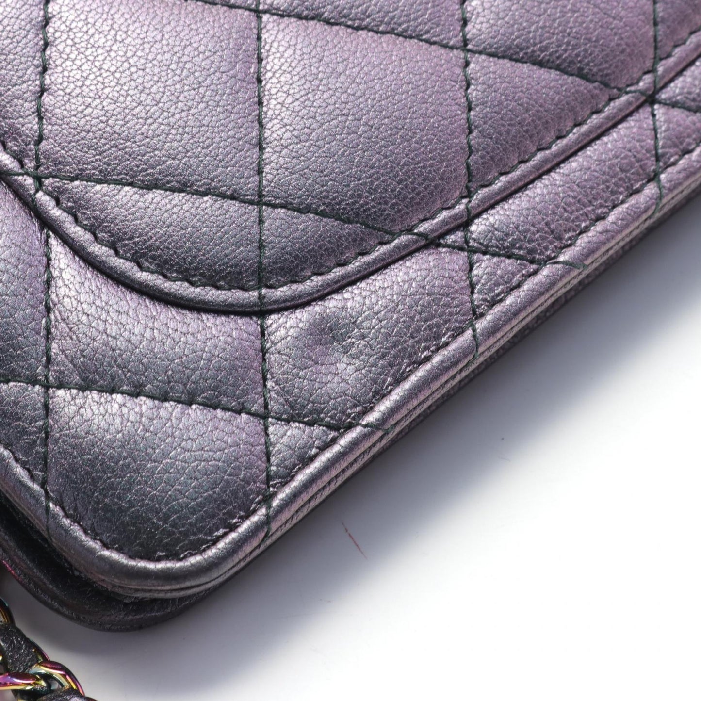 Chanel Quilted Leather Chain Flap Bag Leather Shoulder Bag in New Condition